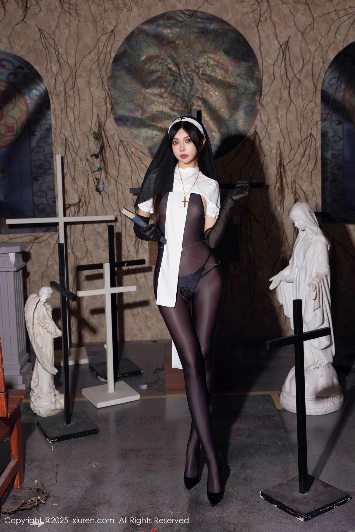[XiuRen秀人网]第9774期绮里嘉写真  第1张-《94零社区》