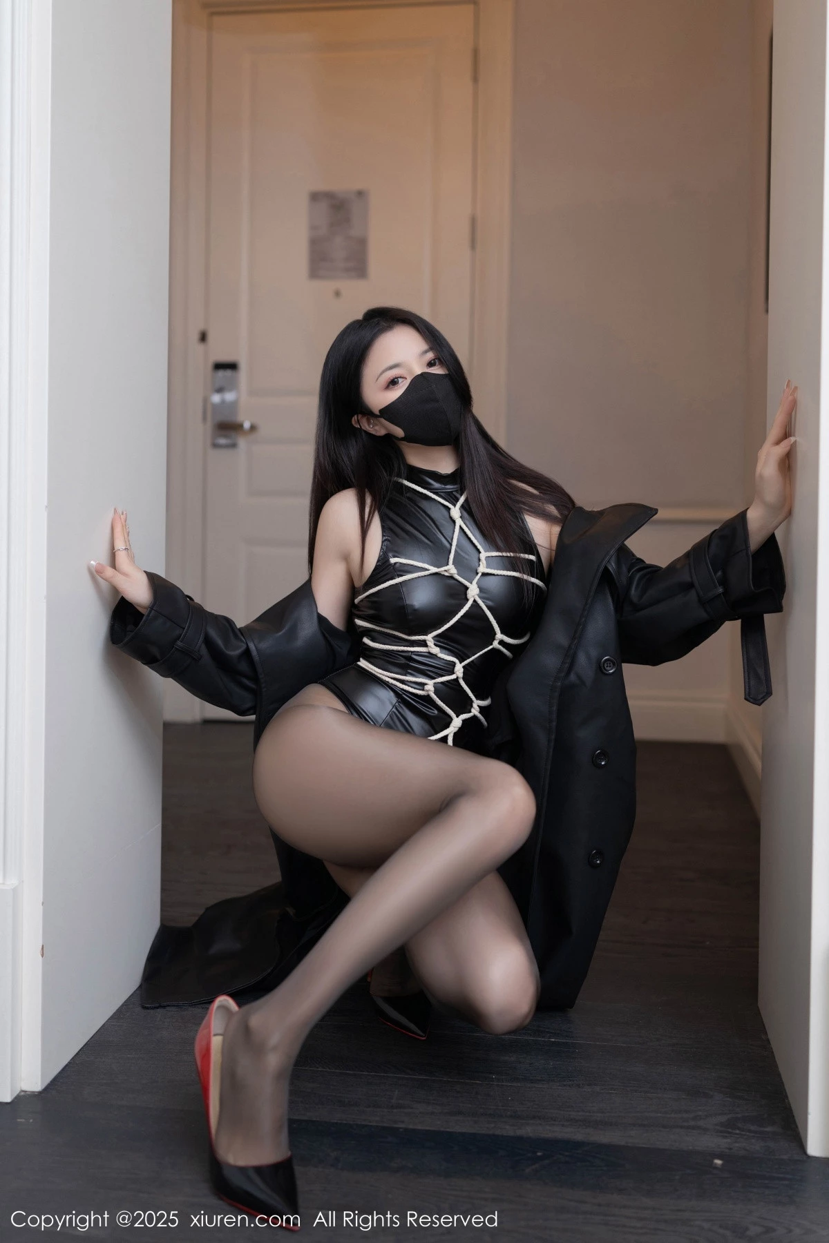 [XiuRen秀人网]第9835期鱼子酱写真  第7张-《94零社区》