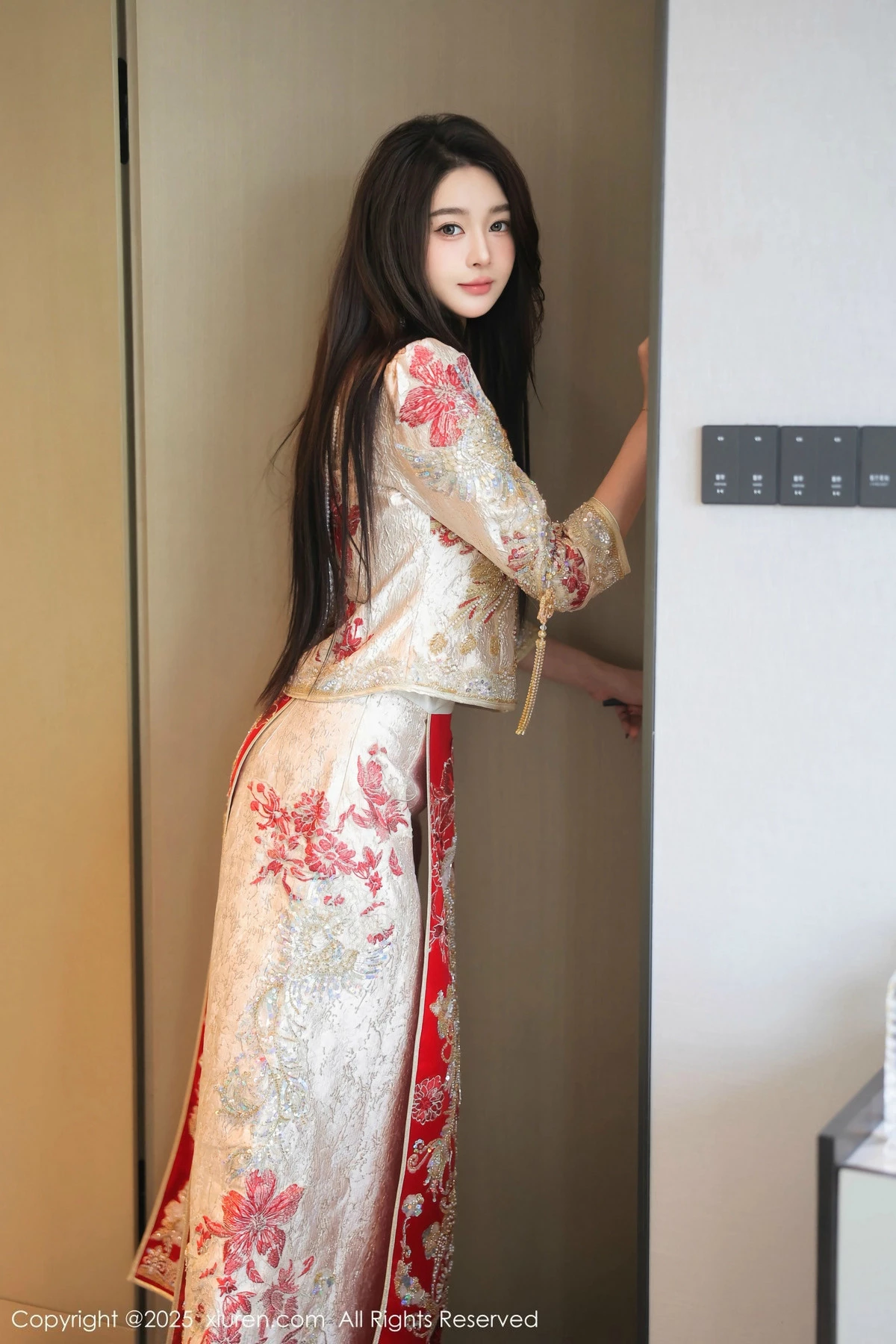 [XiuRen秀人网]第9833期Candy糖糖写真  第3张-《94零社区》