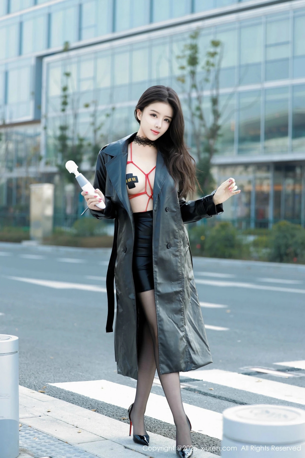 [XiuRen秀人网]第9855期唐翩翩写真  第2张-《94零社区》