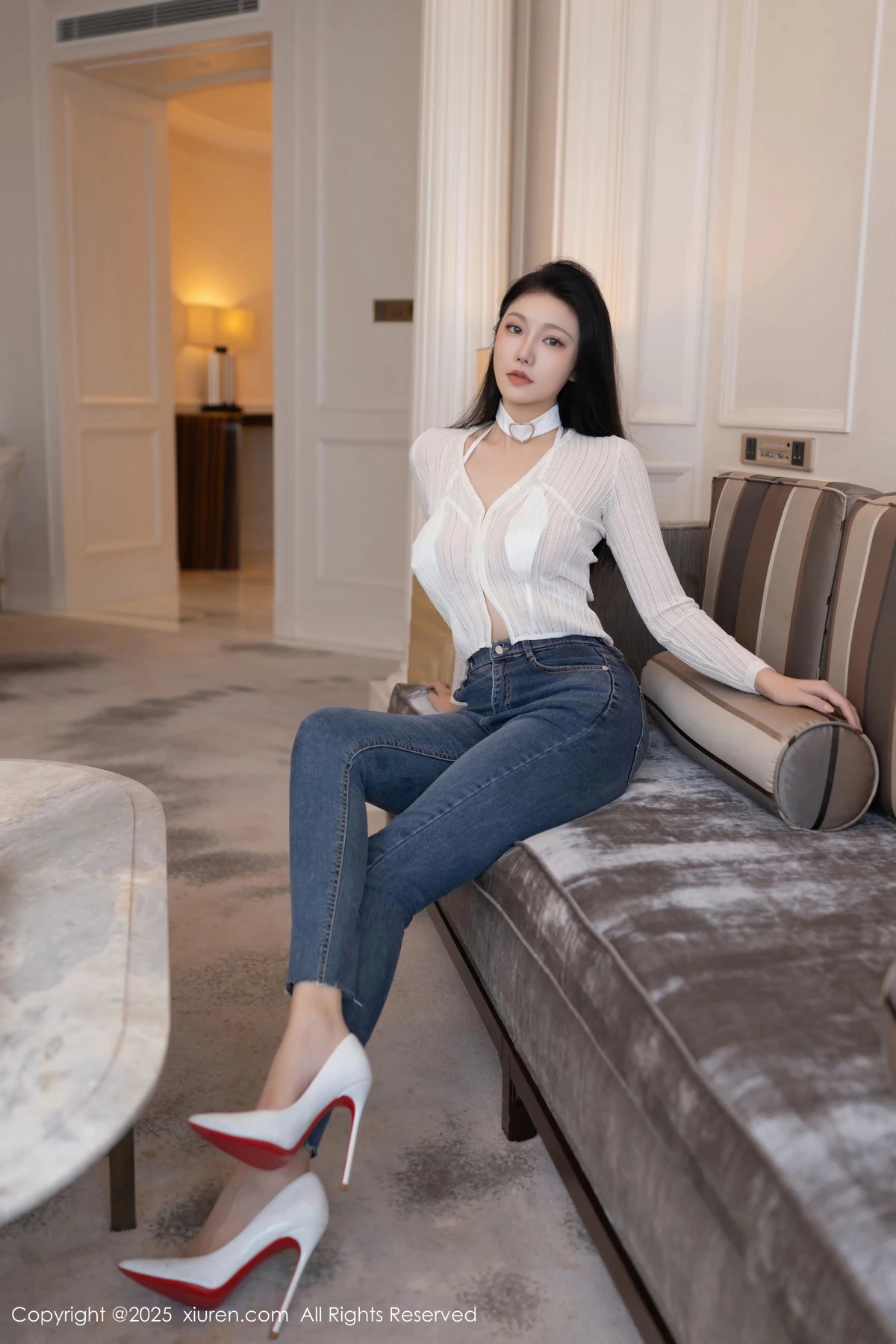 [XiuRen秀人网]第9900期安然写真  第4张-《94零社区》