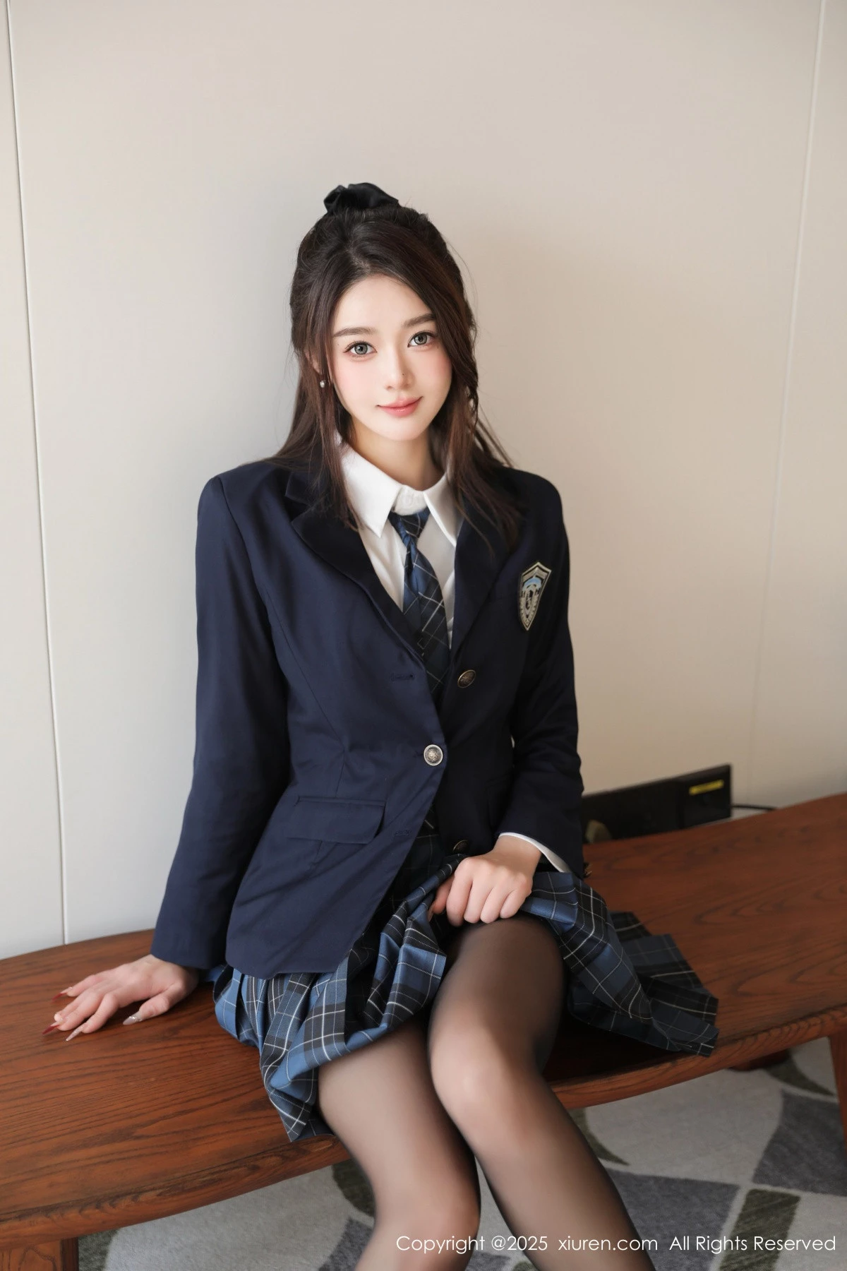 [XiuRen秀人网]第9888期Candy糖糖写真  第1张-《94零社区》