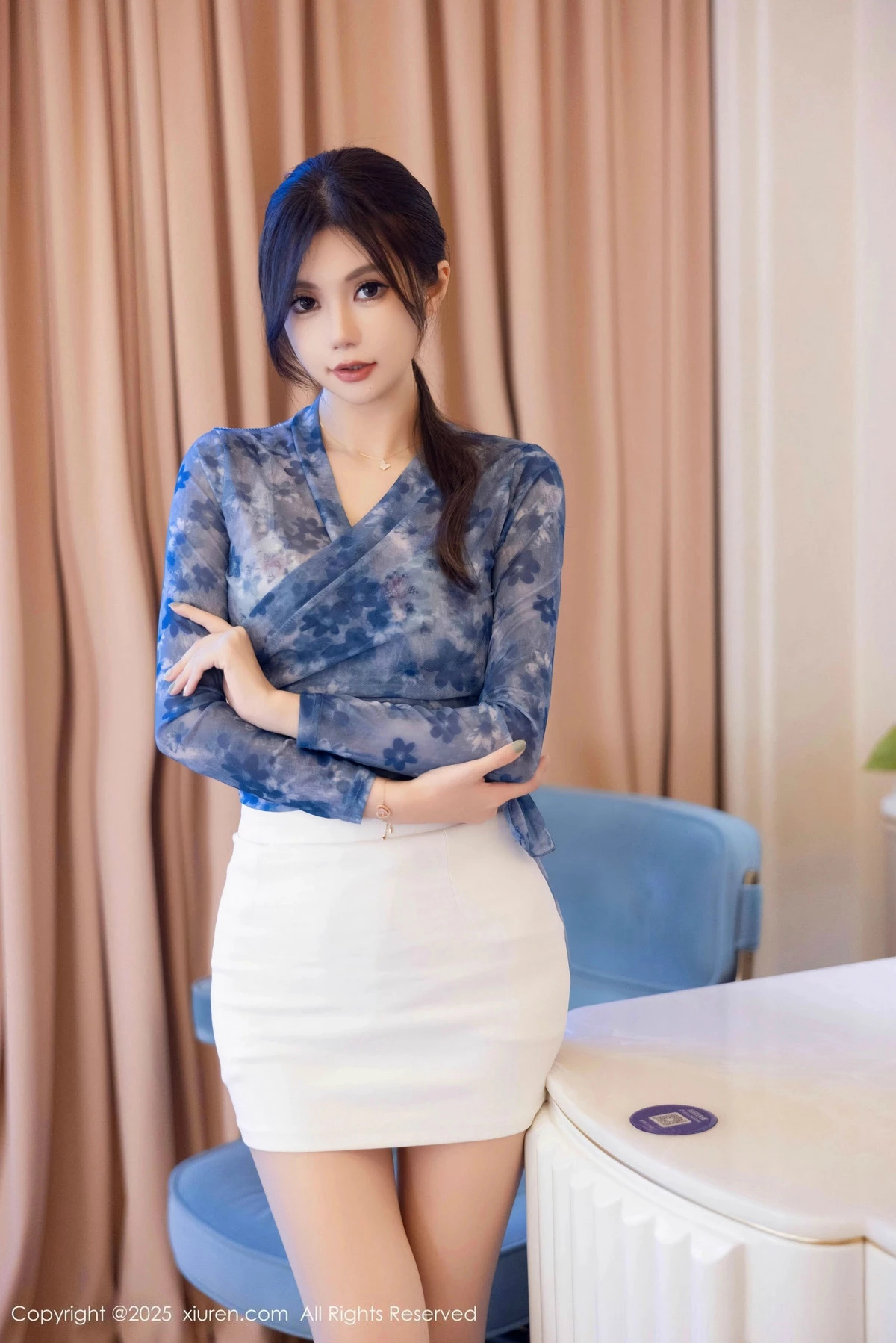 [XiuRen秀人网]第9884期绮里嘉写真  第8张-《94零社区》