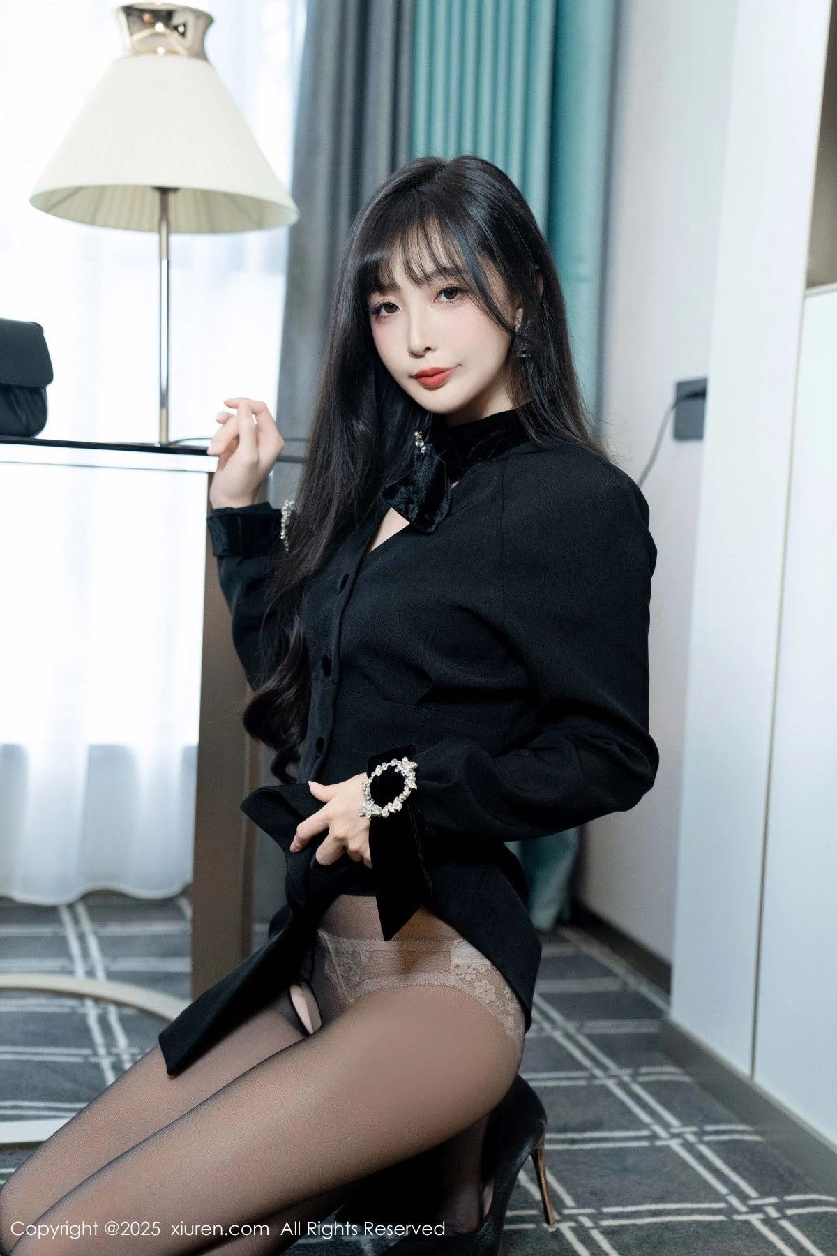 [XiuRen秀人网]第9918期樱桃小阑子写真  第24张-《94零社区》