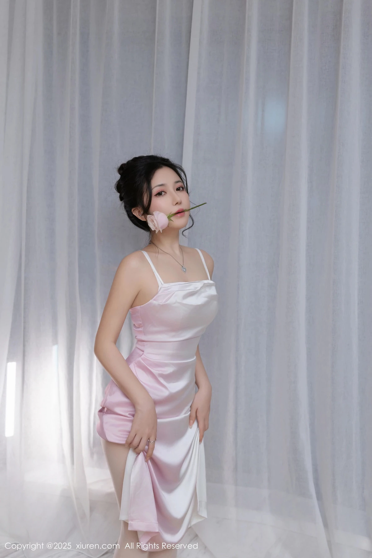 [XiuRen秀人网]第9907期鱼子酱写真  第21张-《94零社区》