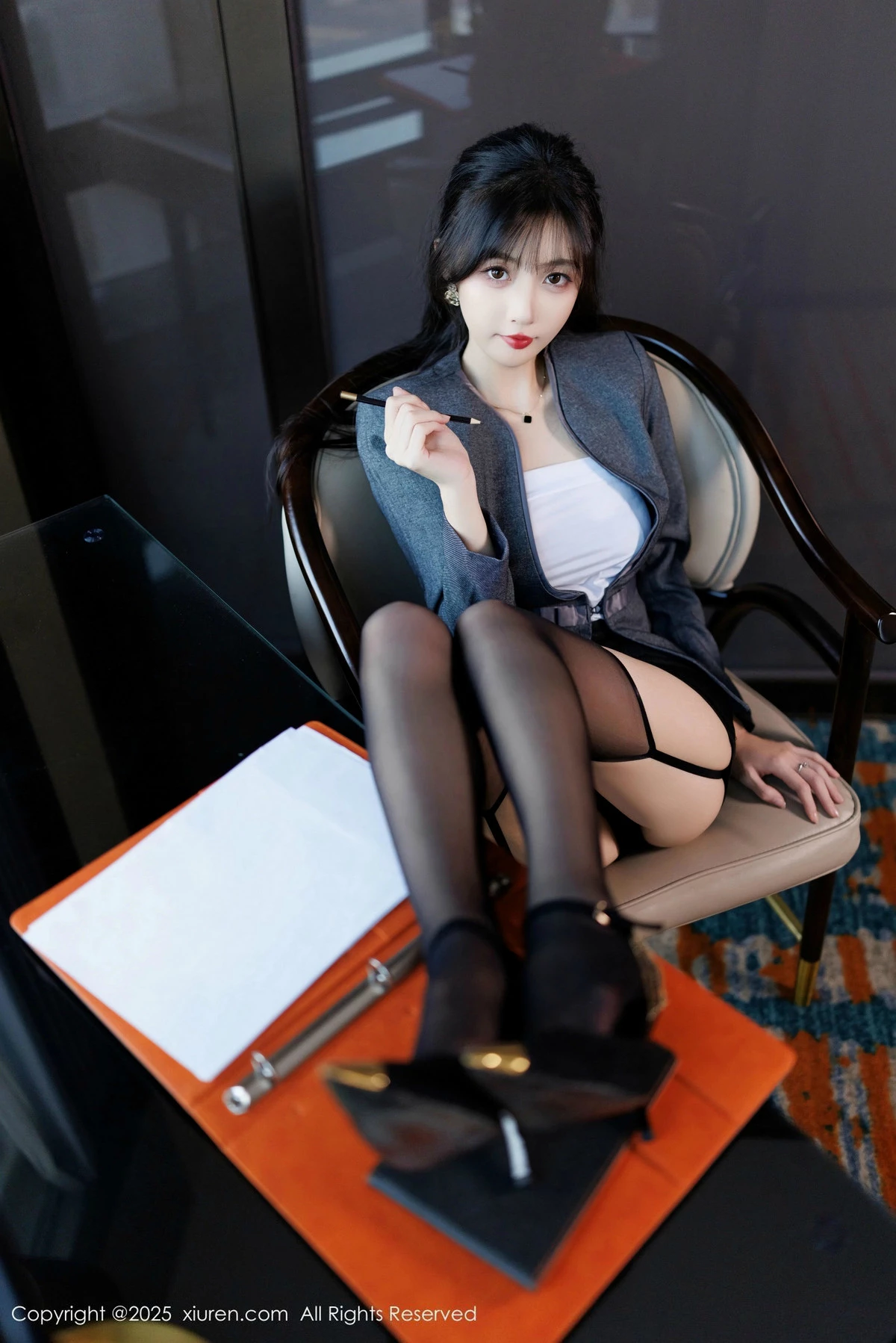 [XiuRen秀人网]第9957期樱桃小阑子写真  第17张-《94零社区》