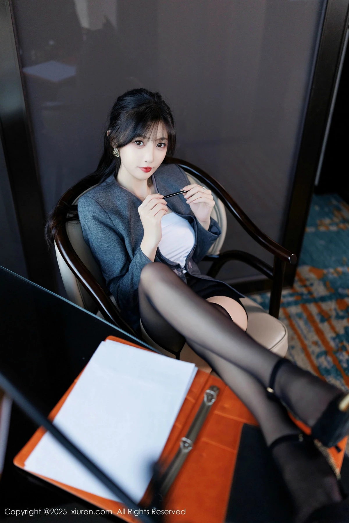 [XiuRen秀人网]第9957期樱桃小阑子写真  第18张-《94零社区》
