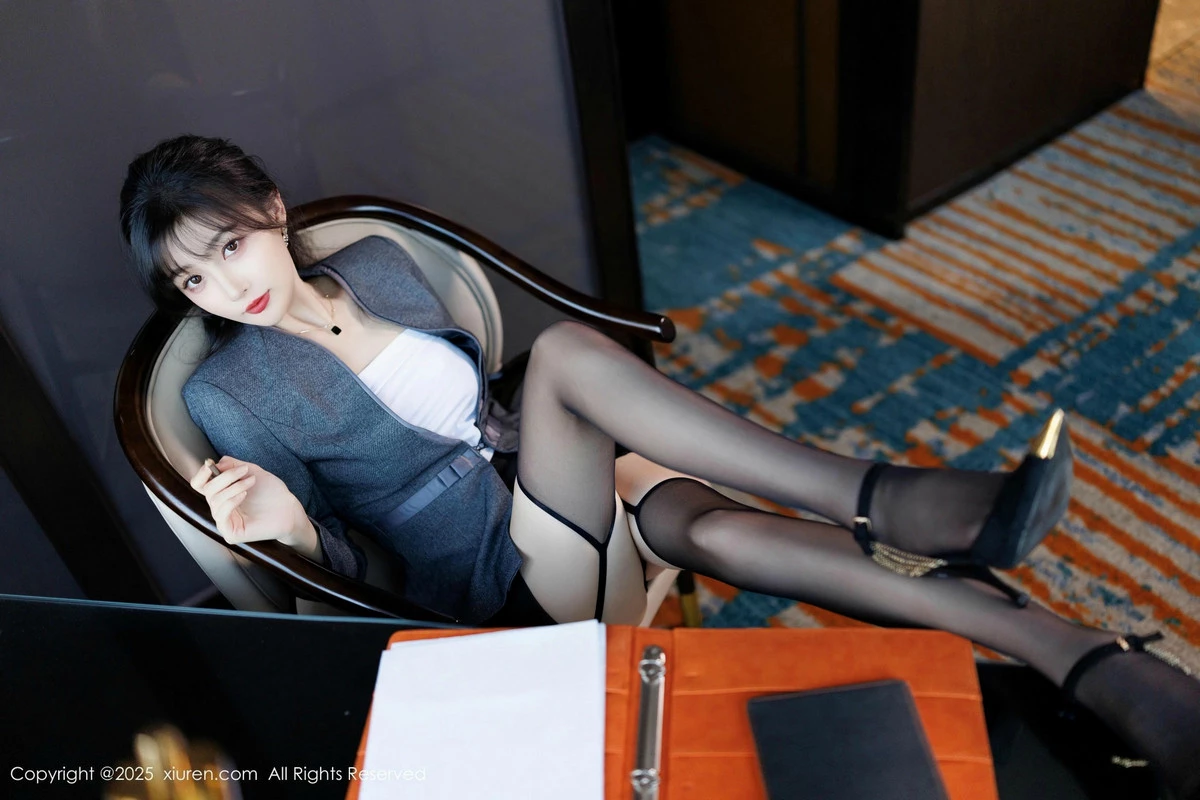 [XiuRen秀人网]第9957期樱桃小阑子写真  第20张-《94零社区》