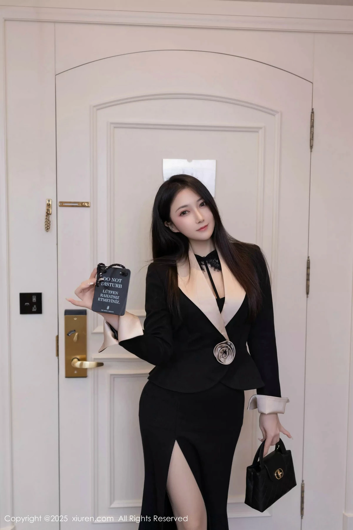 [XiuRen秀人网]第9953期鱼子酱写真  第6张-《94零社区》