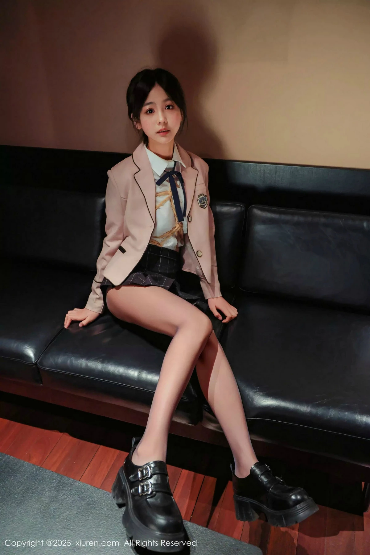 [XiuRen秀人网]第9949期奶芙乔乔写真  第20张-《94零社区》