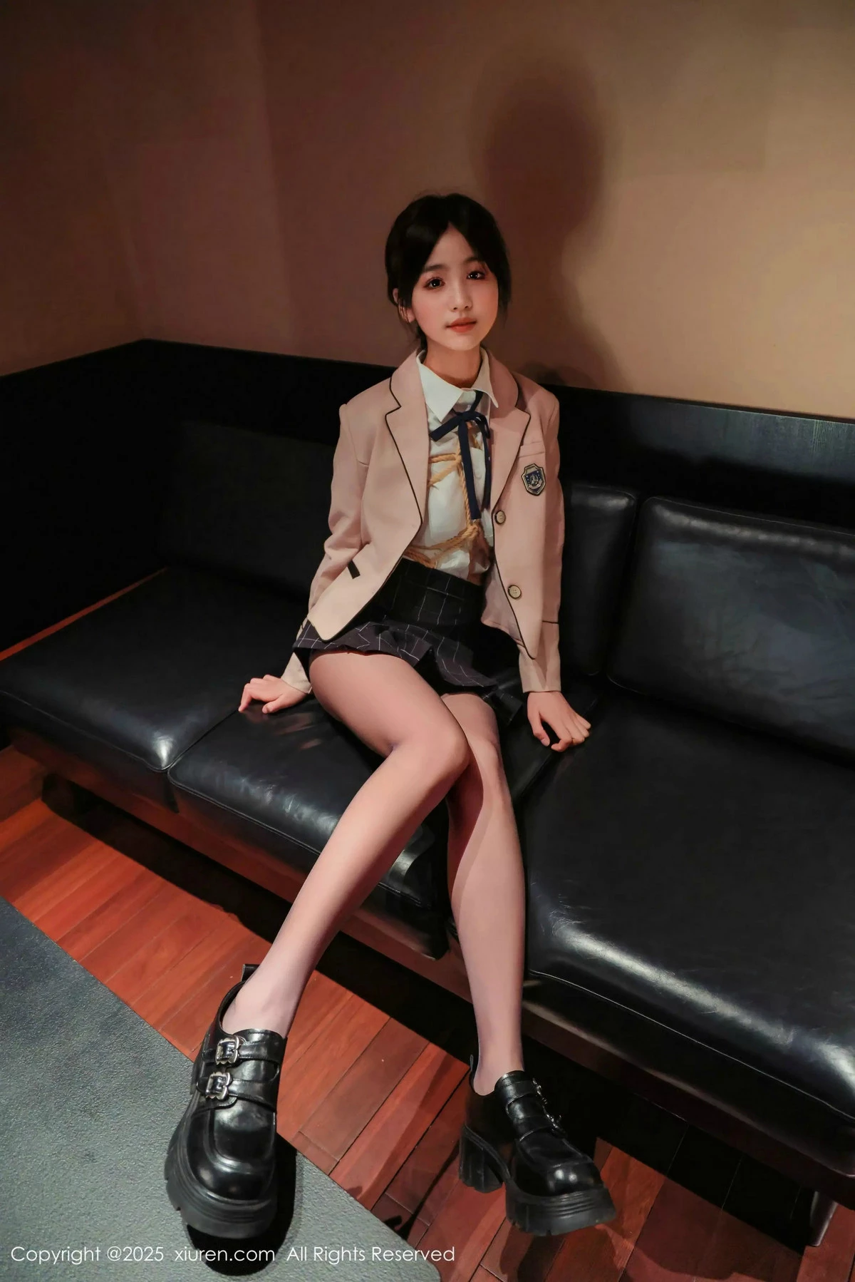 [XiuRen秀人网]第9949期奶芙乔乔写真  第21张-《94零社区》