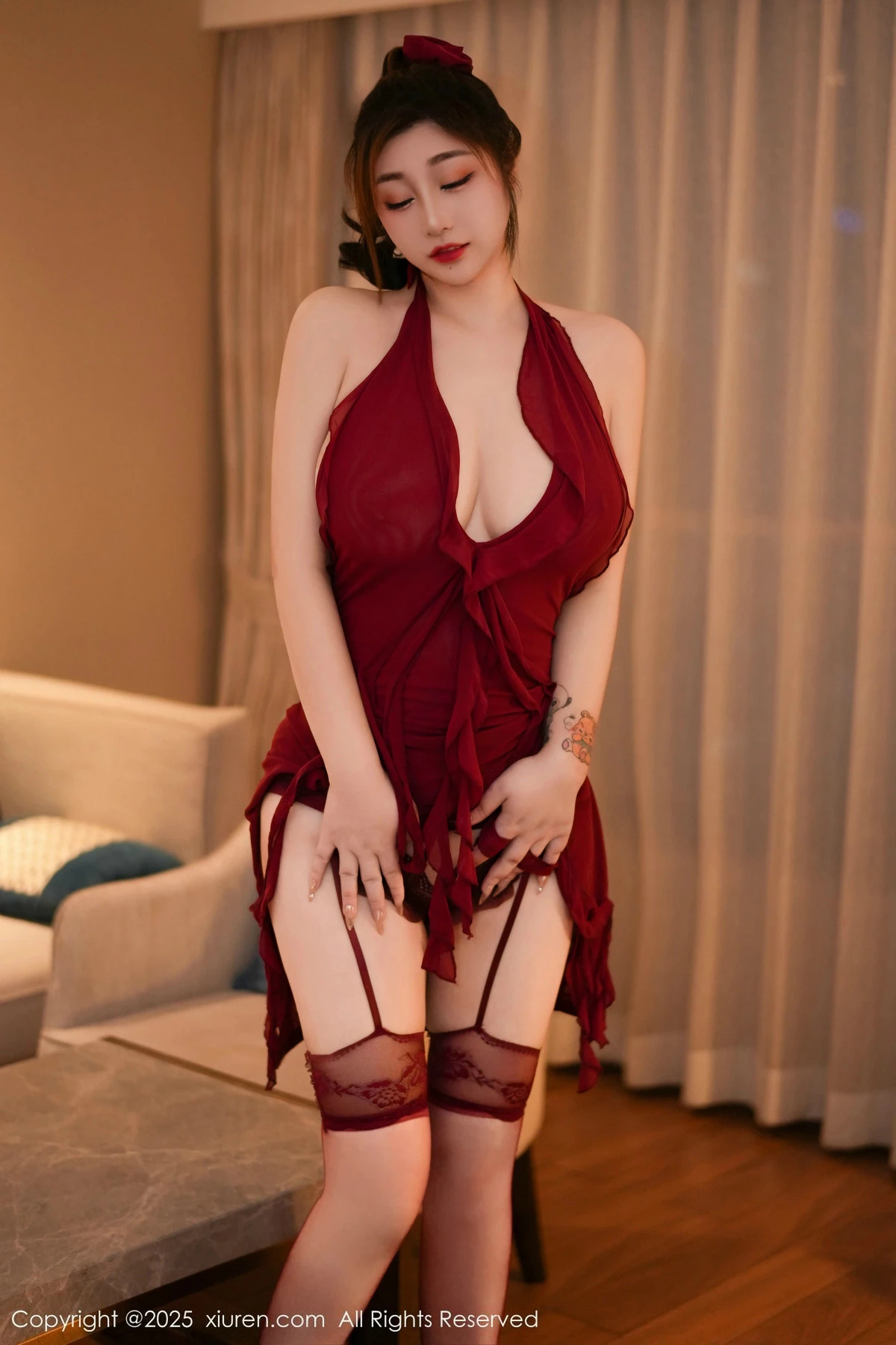 [XiuRen秀人网]第9982期妲己写真  第24张-《94零社区》