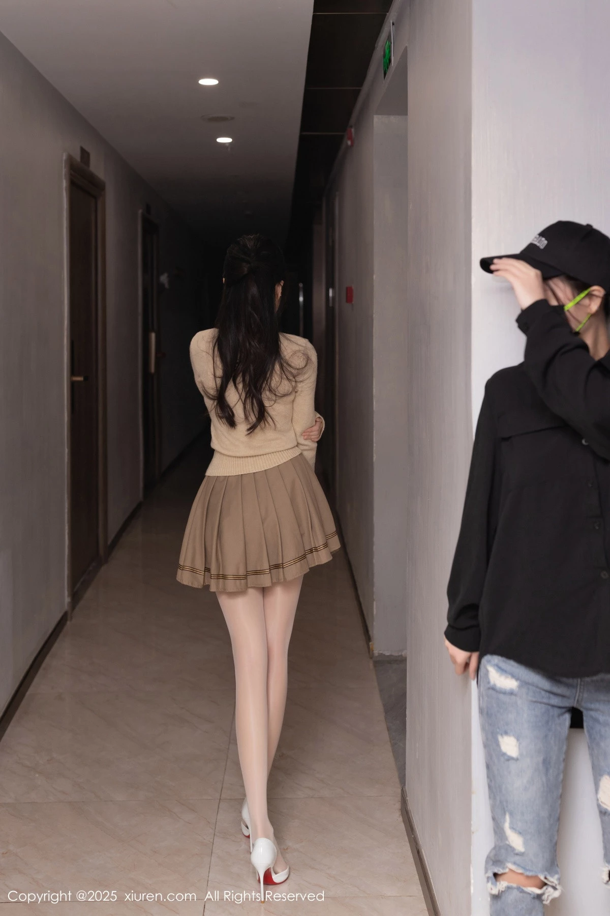 [XiuRen秀人网]第9988期鱼子酱写真  第2张-《94零社区》