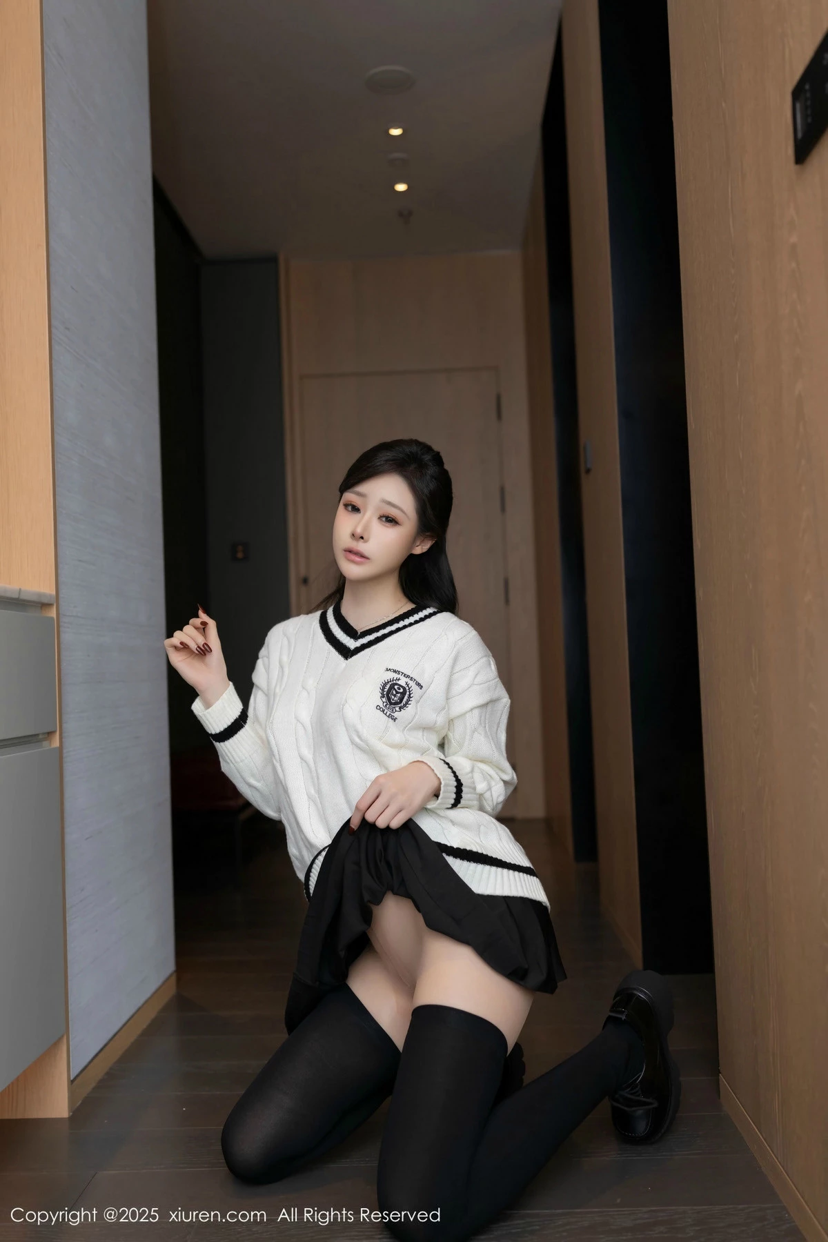 [XiuRen秀人网]第9986期小逗逗写真  第10张-《94零社区》