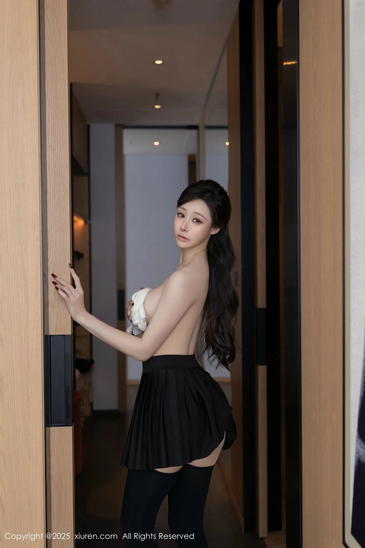 [XiuRen秀人网]第9986期小逗逗写真  第19张-《94零社区》