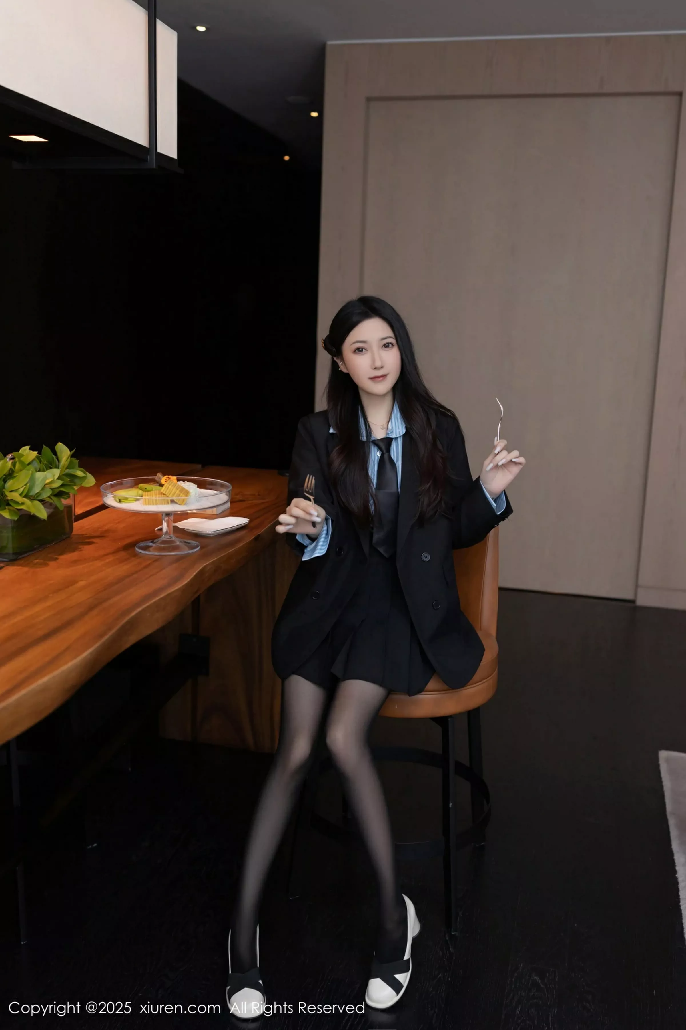 [XiuRen秀人网]第10412期鱼子酱写真  第6张-《94零社区》