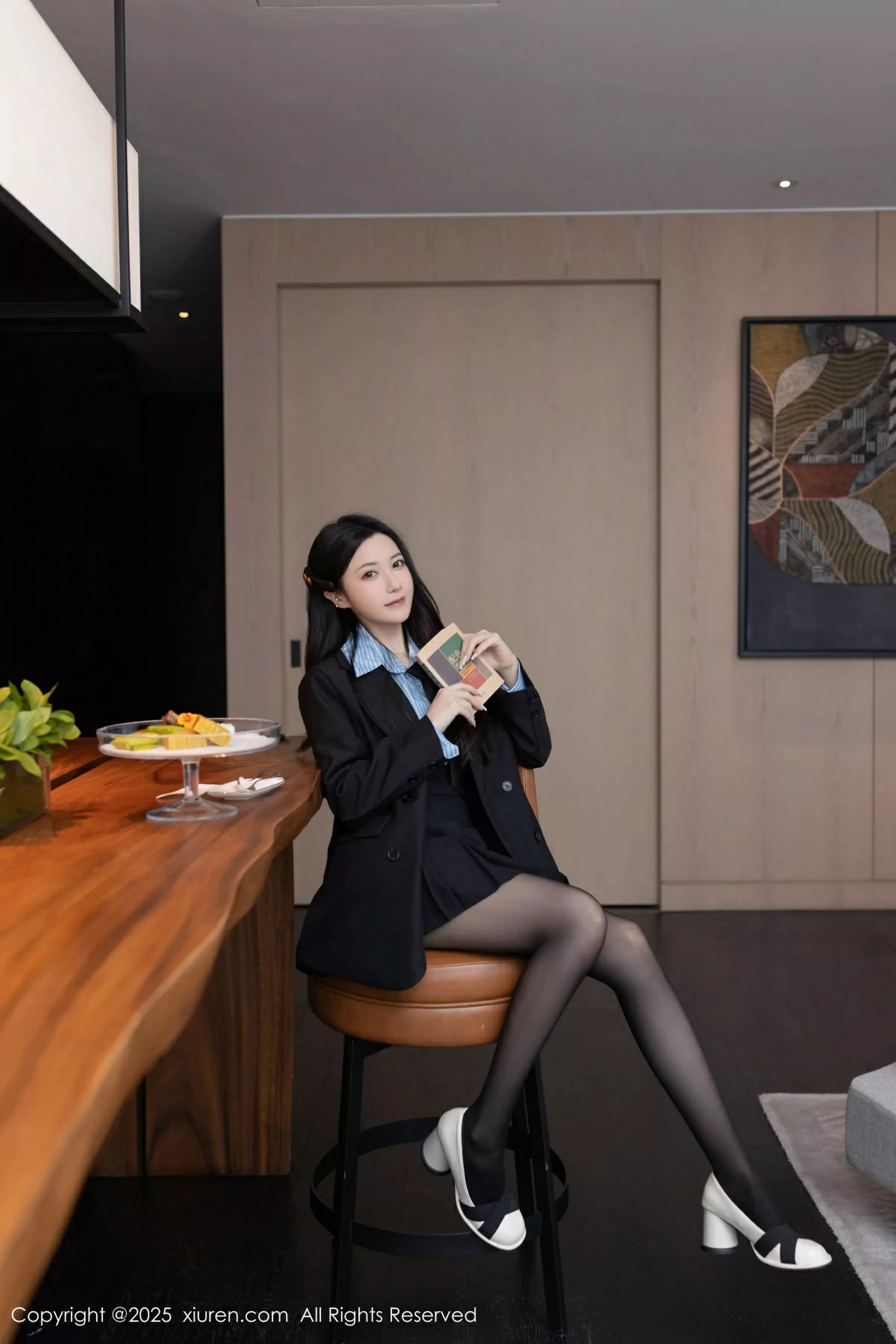 [XiuRen秀人网]第10412期鱼子酱写真  第9张-《94零社区》