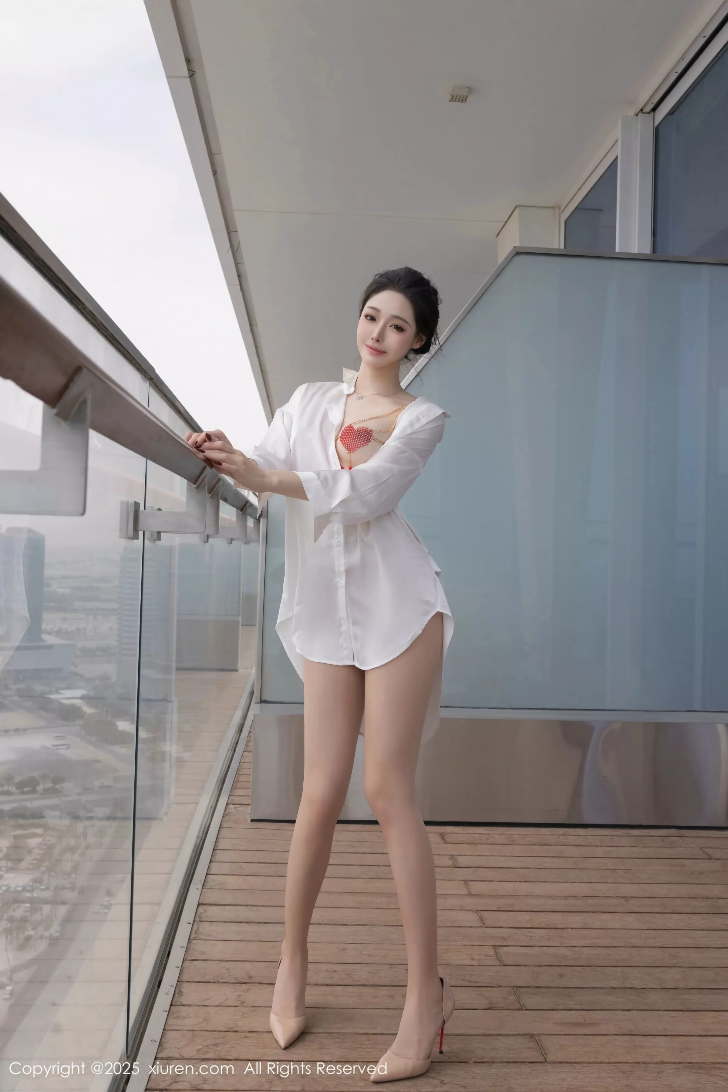 [XiuRen秀人网]第10411期小逗逗写真  第2张-《94零社区》