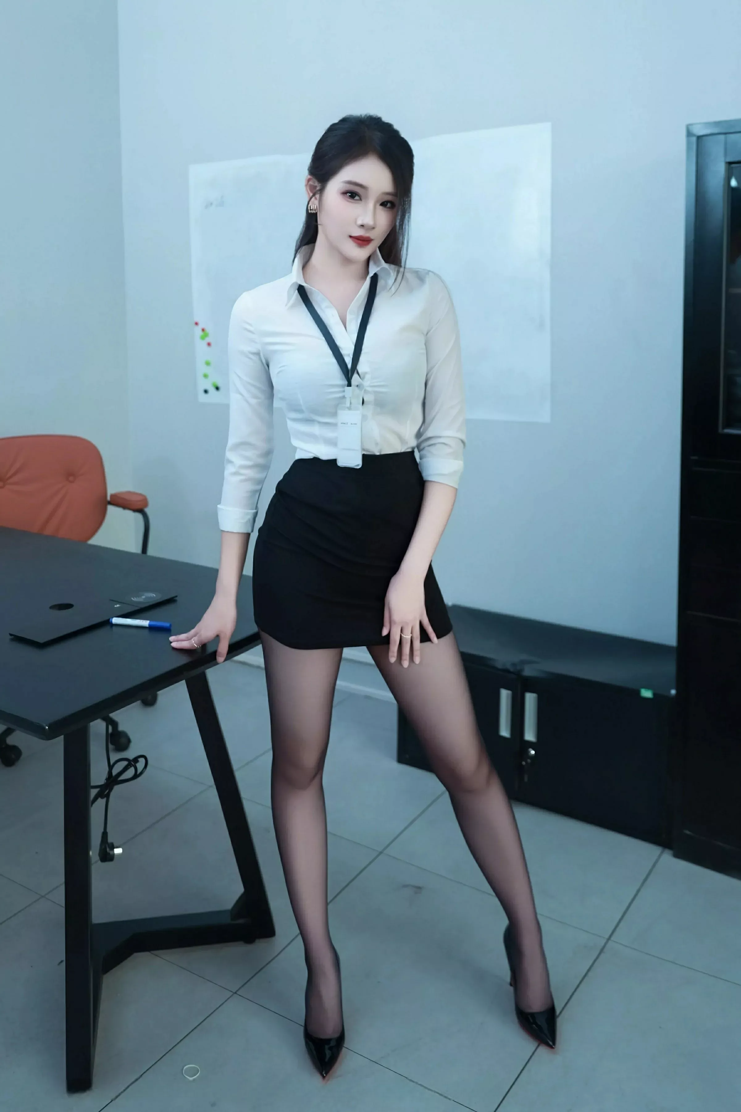 [XiuRen秀人网]第10406期南乔写真  第10张-《94零社区》
