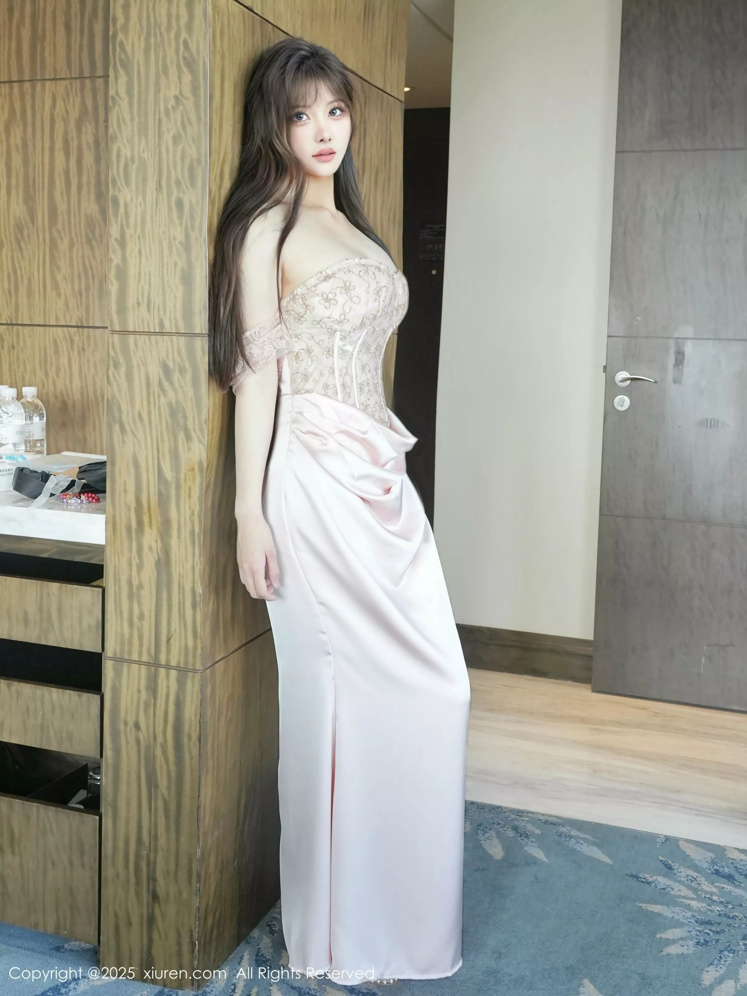 [XiuRen秀人网]第10438期梨霜儿写真  第9张-《94零社区》