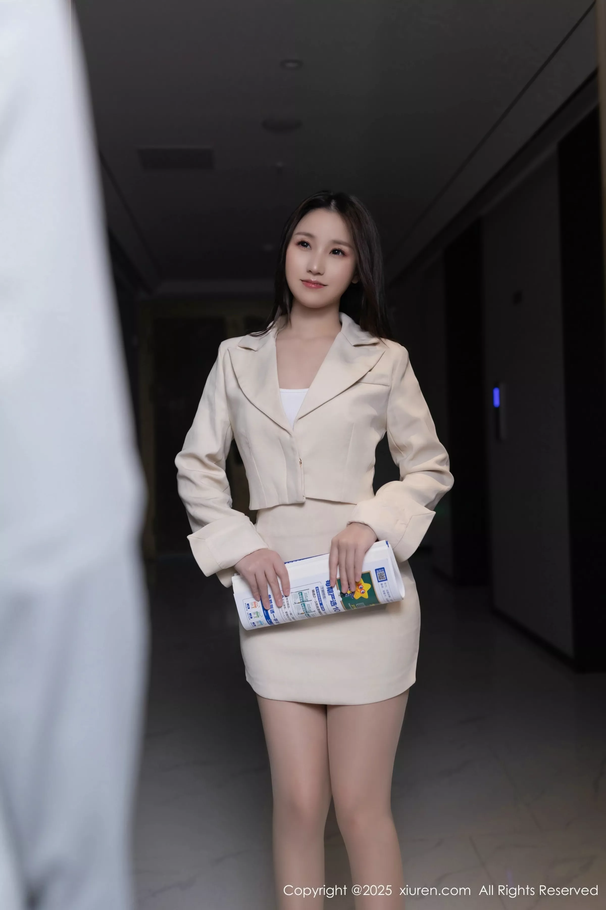 [XiuRen秀人网]第10428期杏子写真  第8张-《94零社区》