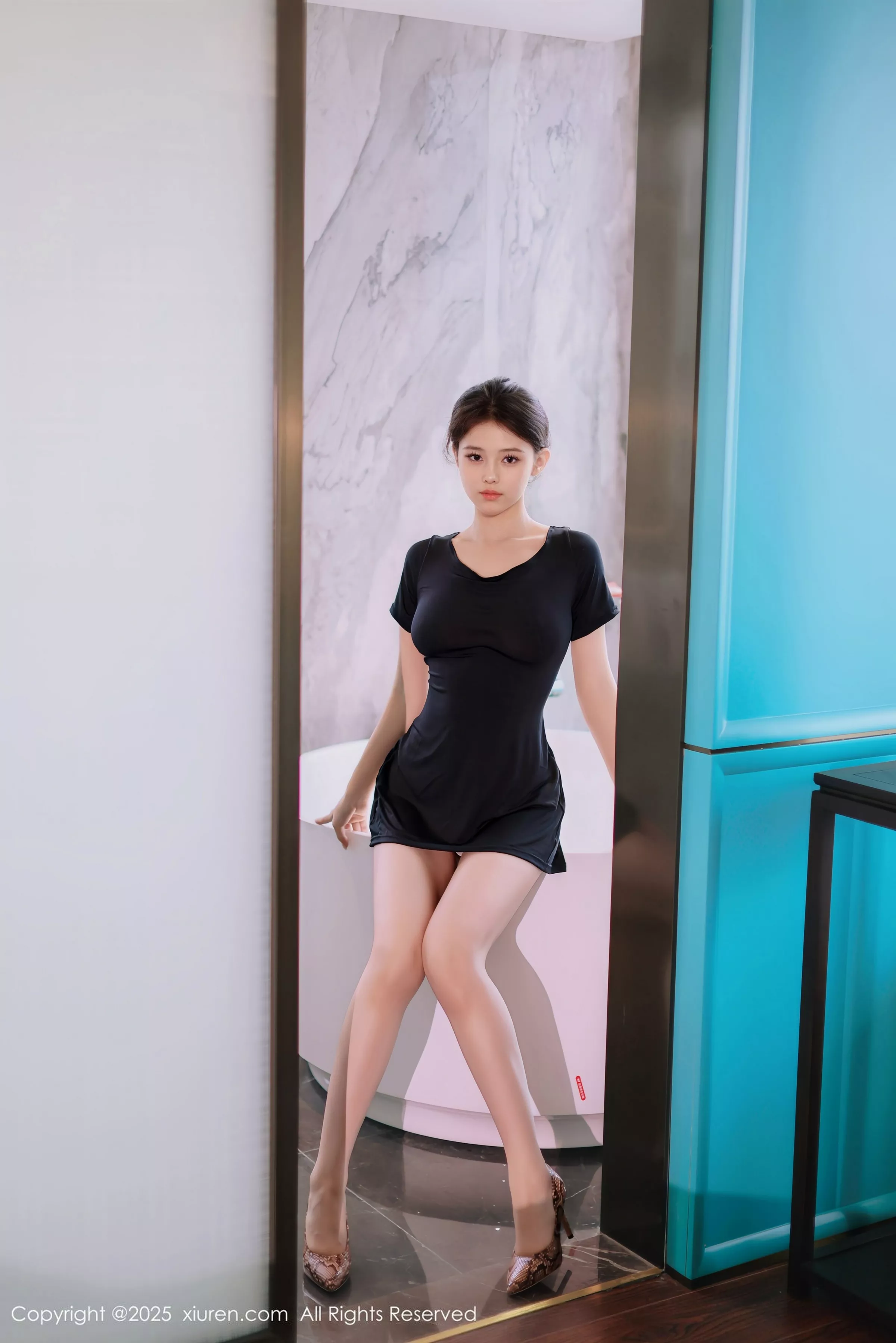 [XiuRen秀人网]第10426期小橘子写真  第2张-《94零社区》