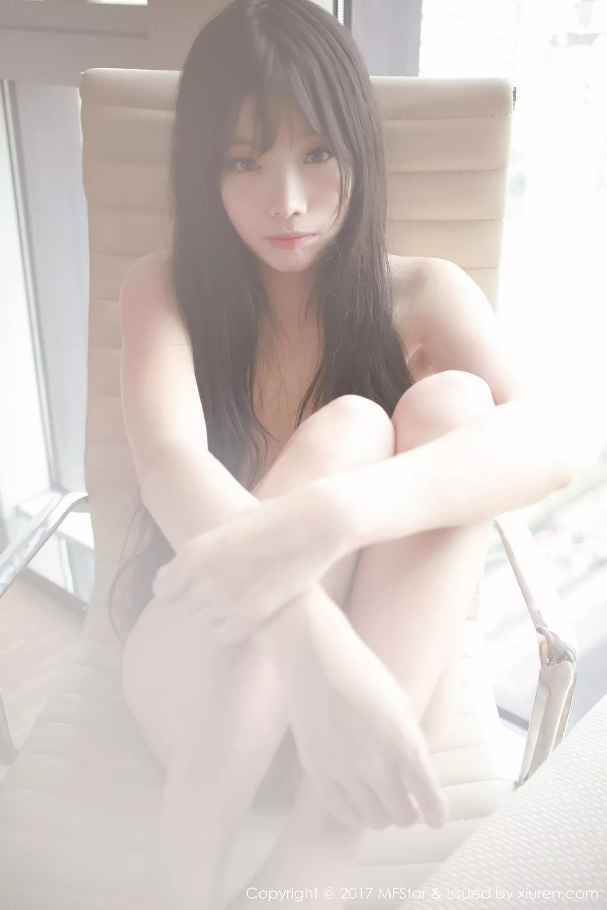 [MFStar模范学院]第083期草莓兔兔写真  第2张-《94零社区》