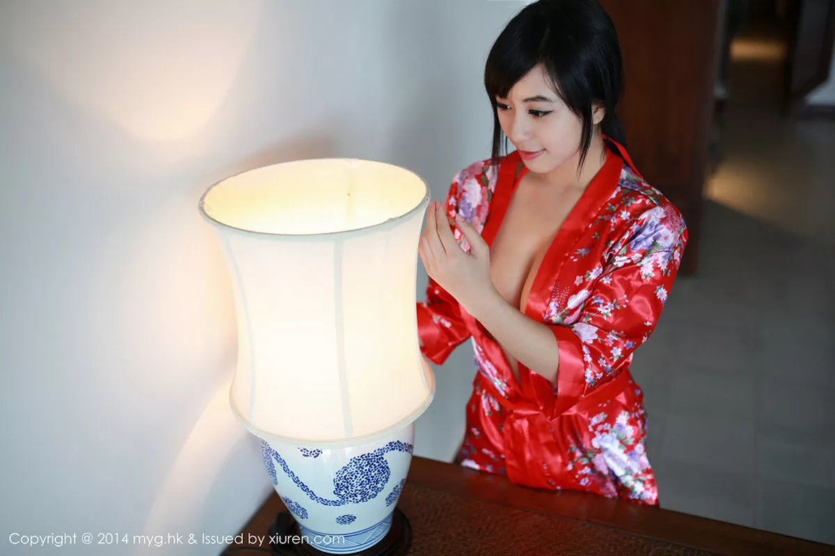 [MyGirl美媛馆]第033期黄可写真  第2张-《94零社区》