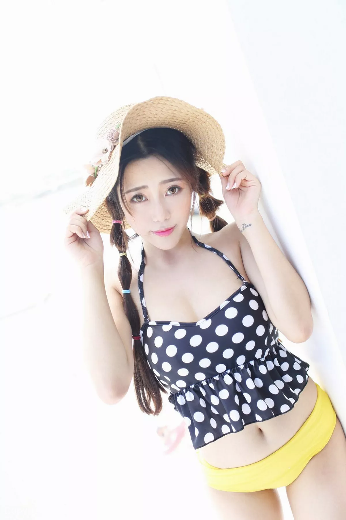 [Imiss爱蜜社]第152期兜豆靓写真  第6张-《94零社区》