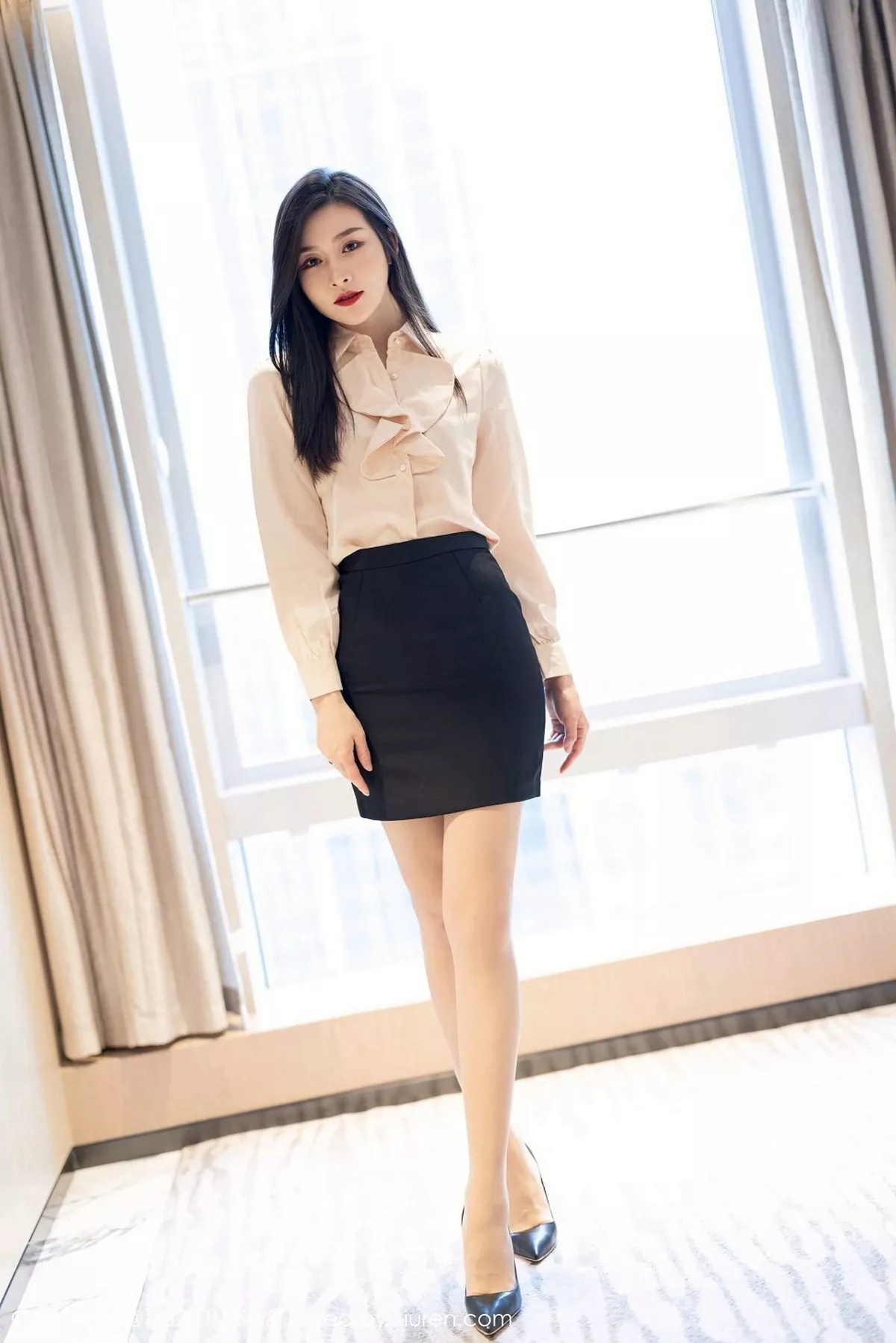 [Imiss爱蜜社]第528期Vanessa写真  第1张-《94零社区》