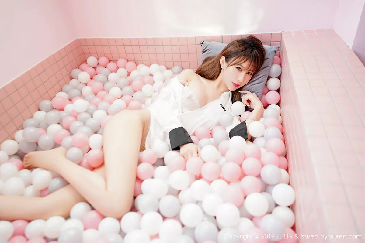 [FeiLin嗲囡囡]第214期程梓写真  第10张-《94零社区》