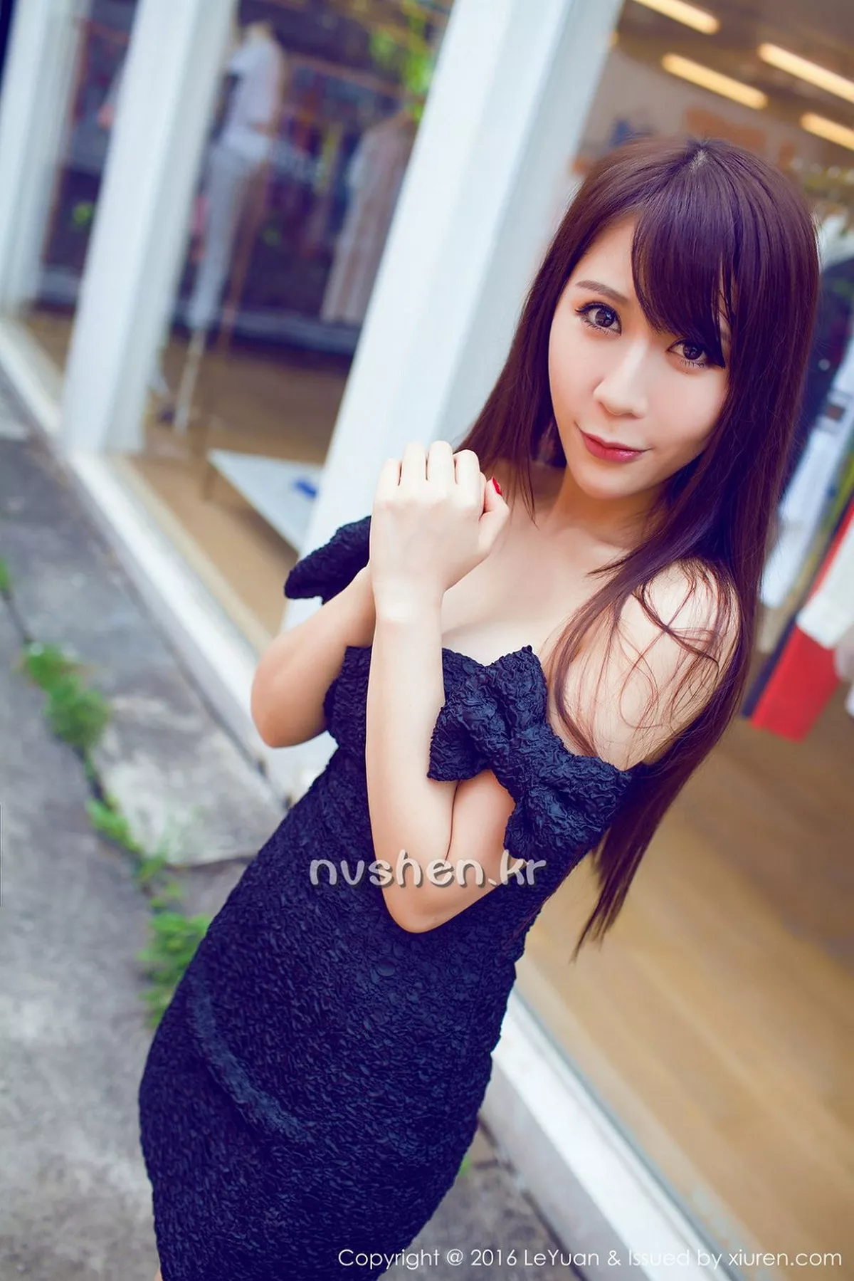 [LeYuan星乐园]第020期艾惟写真  第14张-《94零社区》