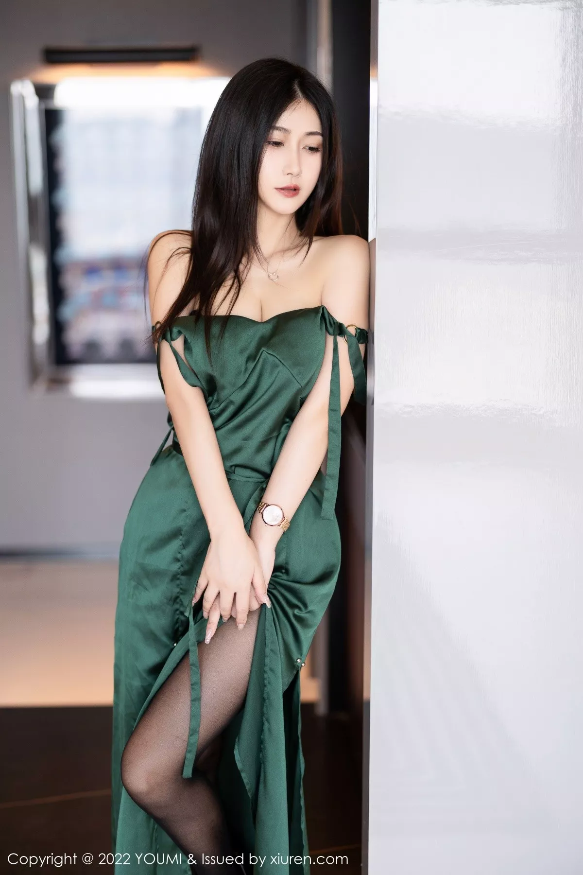 [YouMi尤蜜荟]第837期阿姣写真  第3张-《94零社区》