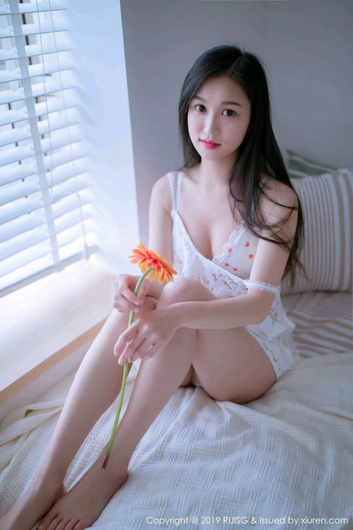 [Micat猫萌榜]第068期深紫Julie写真  第1张-《94零社区》