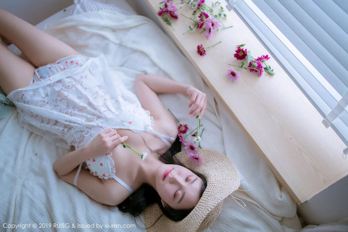 [Micat猫萌榜]第068期深紫Julie写真  第24张-《94零社区》