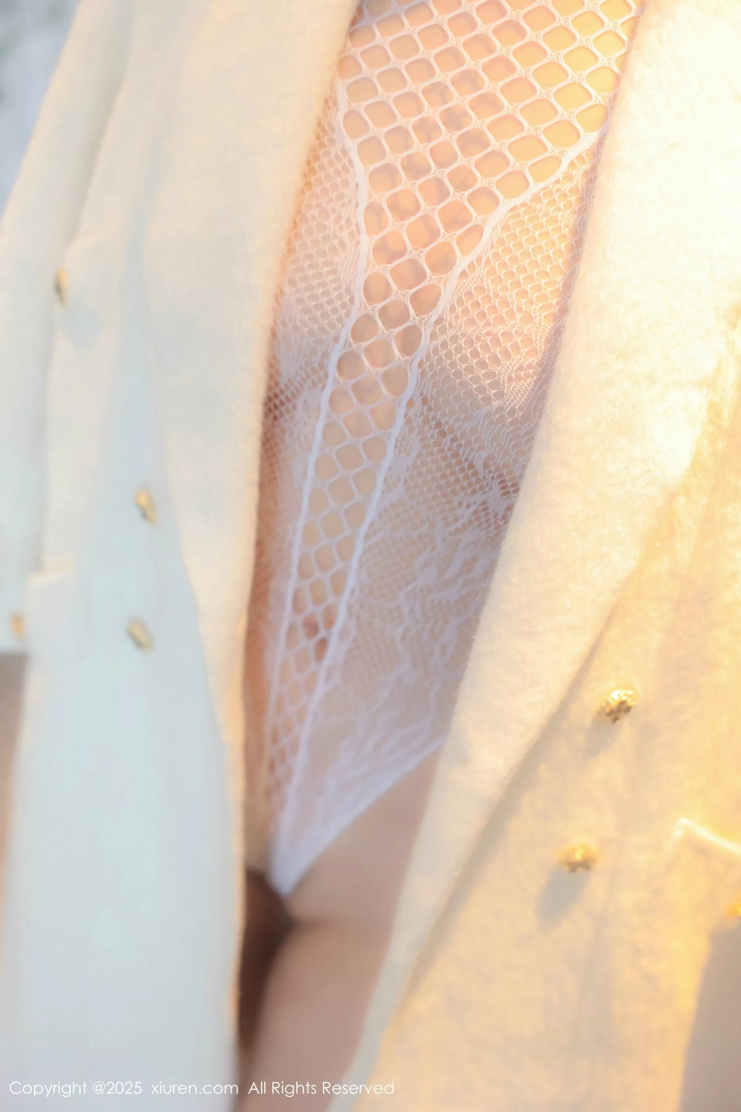[XiuRen秀人网]第10454期瓦达西写真  第2张-《94零社区》