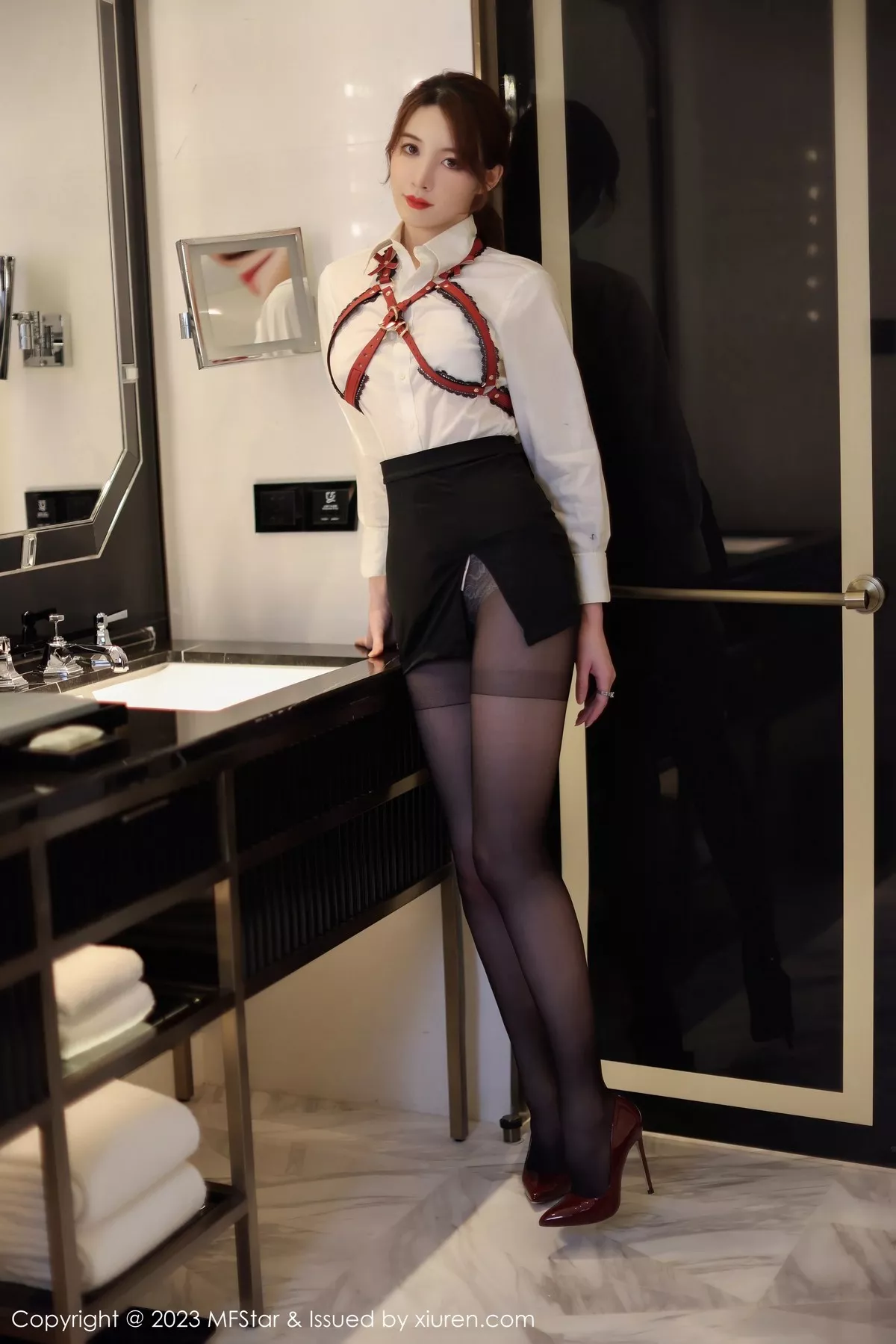 [MFStar模范学院]第615期yoo优优写真  第1张-《94零社区》