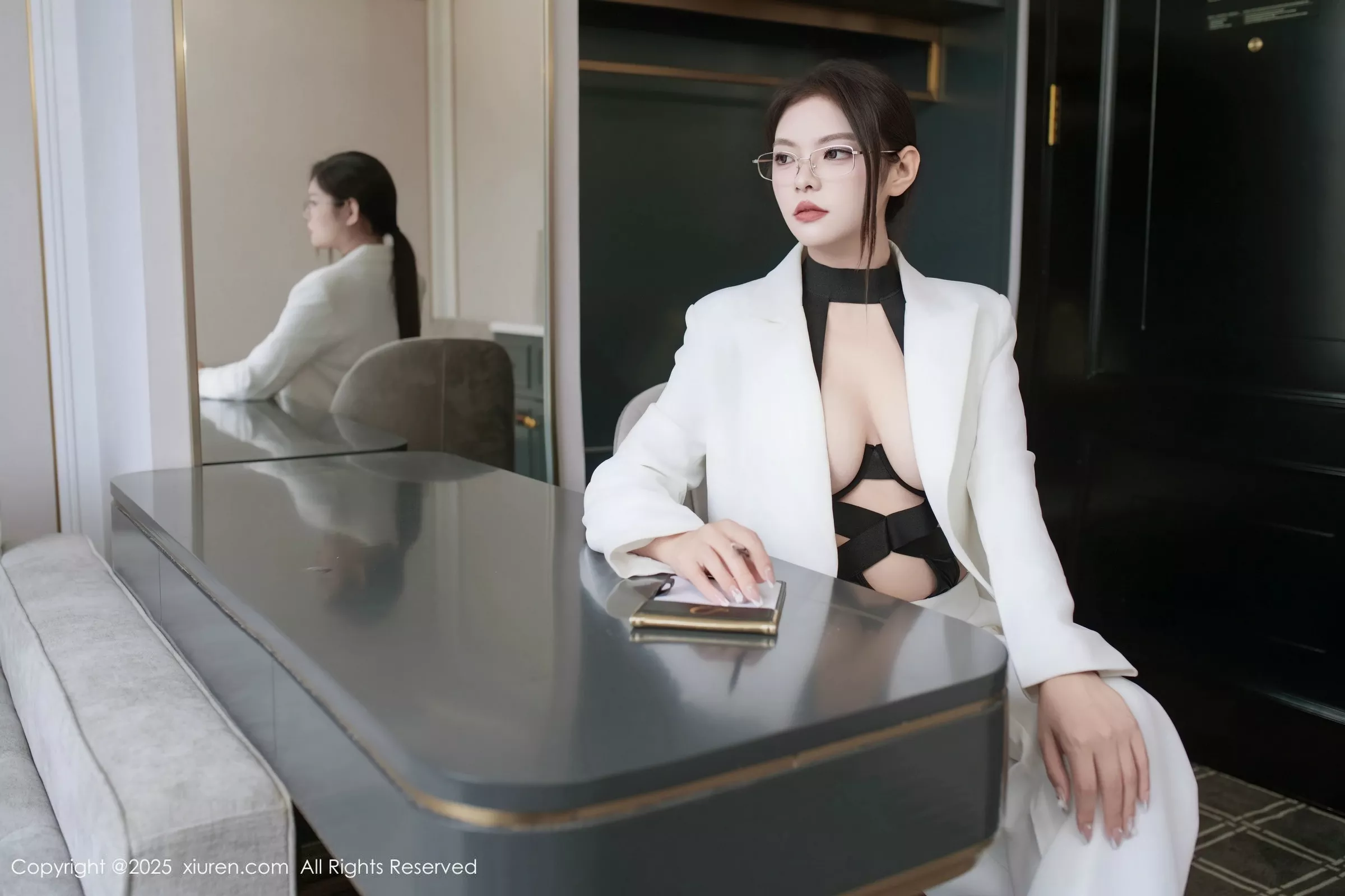 [XiuRen秀人网]第10464期冬安写真  第5张-《94零社区》