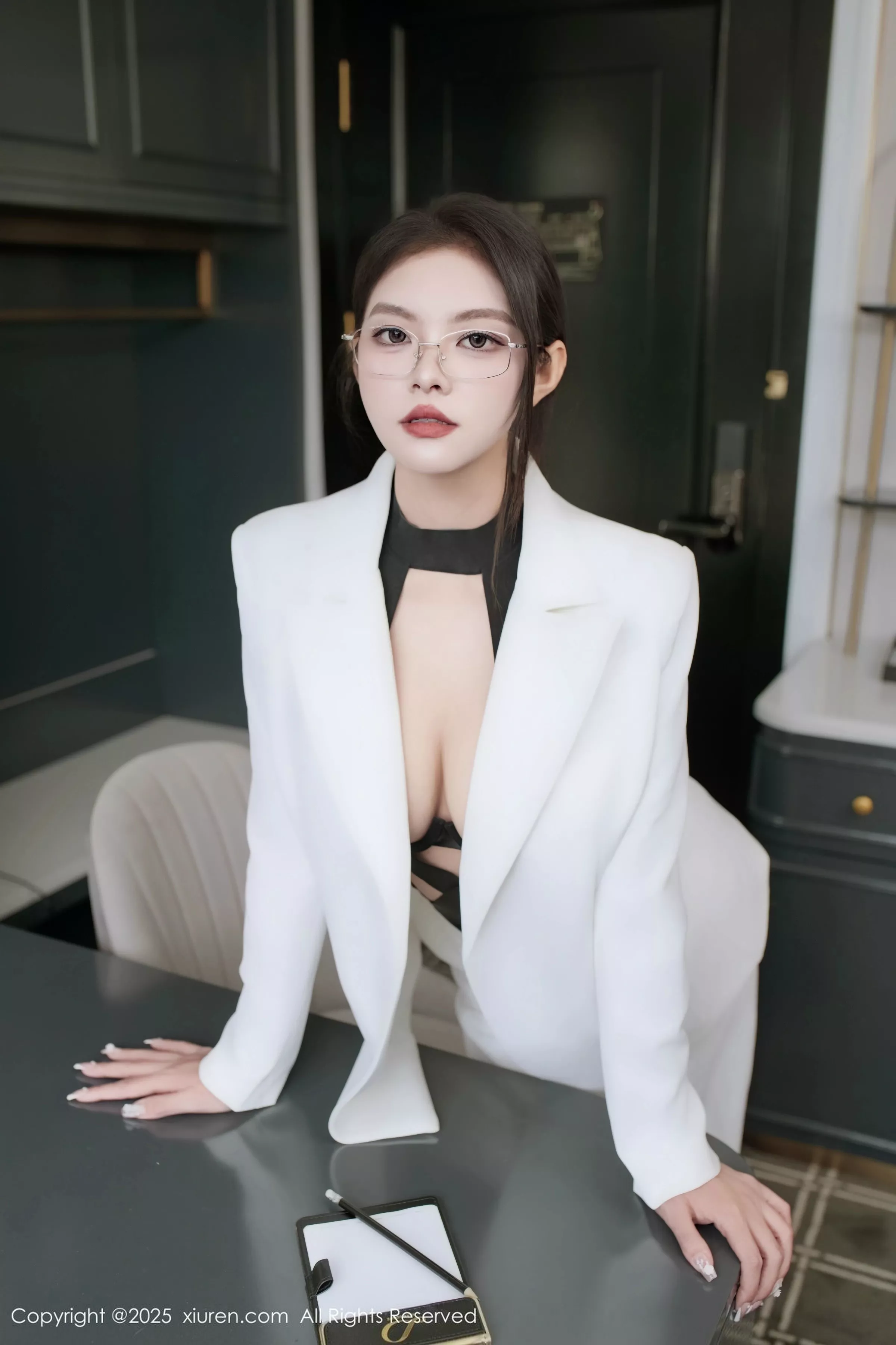 [XiuRen秀人网]第10464期冬安写真  第14张-《94零社区》
