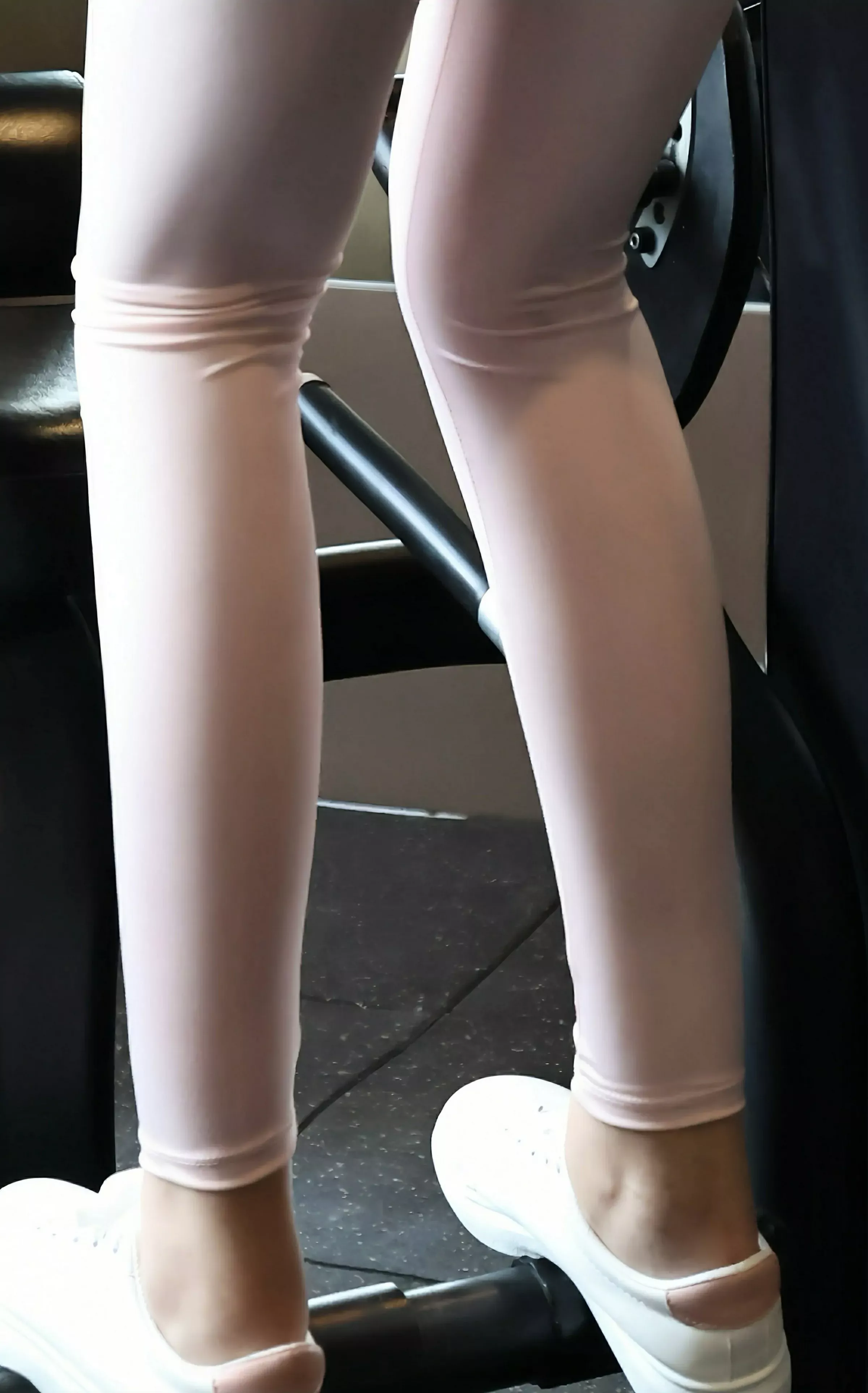 [XiuRen秀人网]第10474期小芭乐写真  第9张-《94零社区》