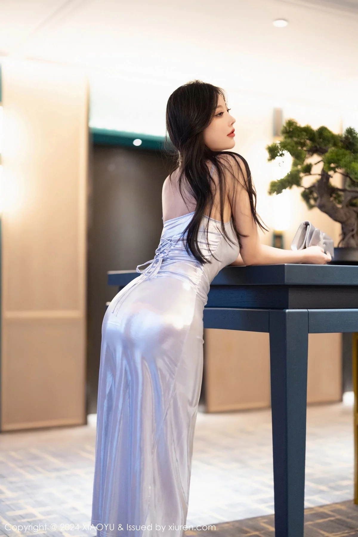 [XiaoYu画语界]第1179期杨晨晨写真  第2张-《94零社区》