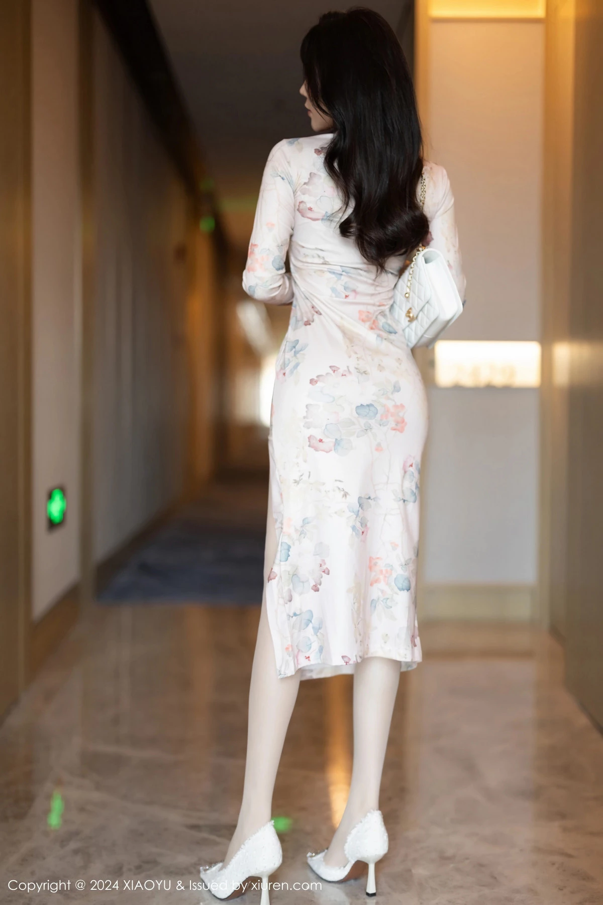 [XiaoYu画语界]第1199期徐莉芝写真  第8张-《94零社区》