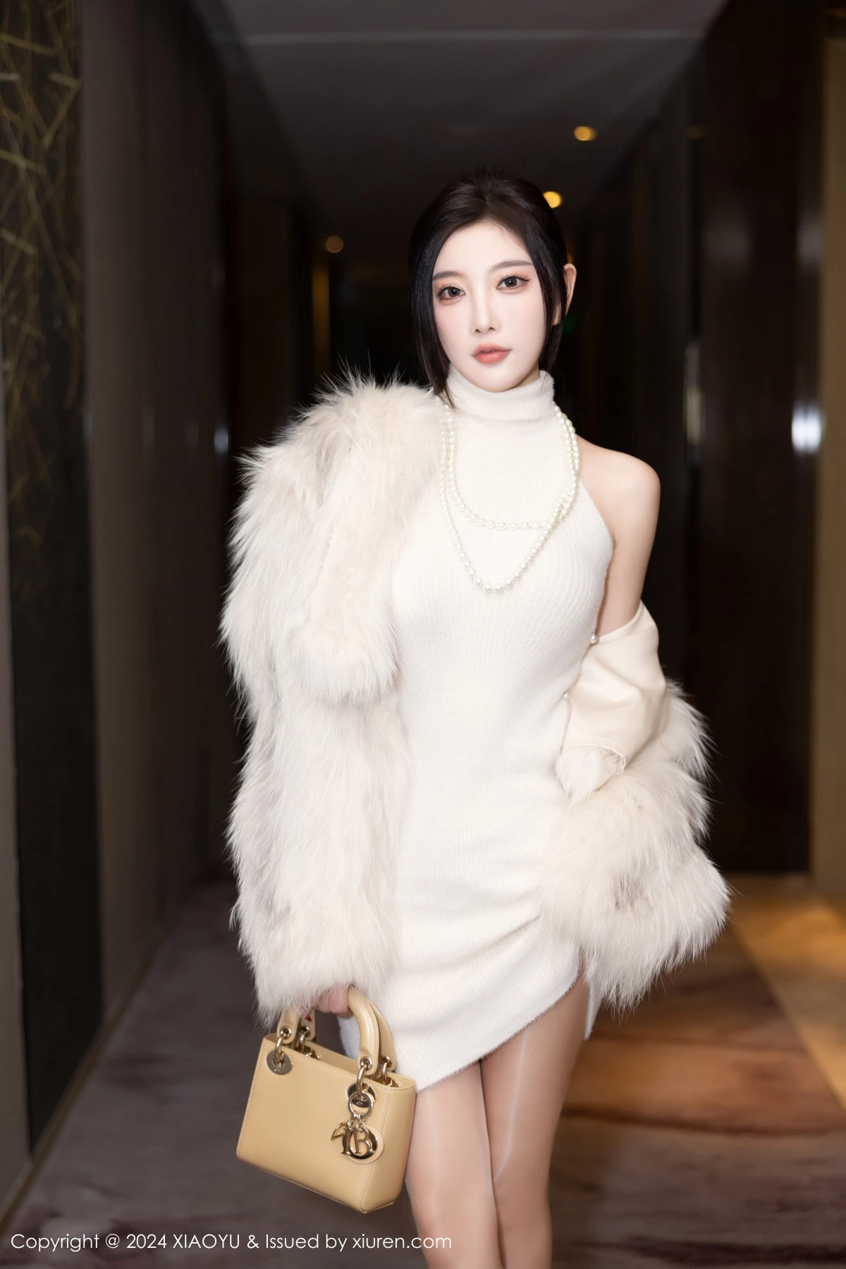 [XiaoYu画语界]第1220期杨晨晨写真  第9张-《94零社区》