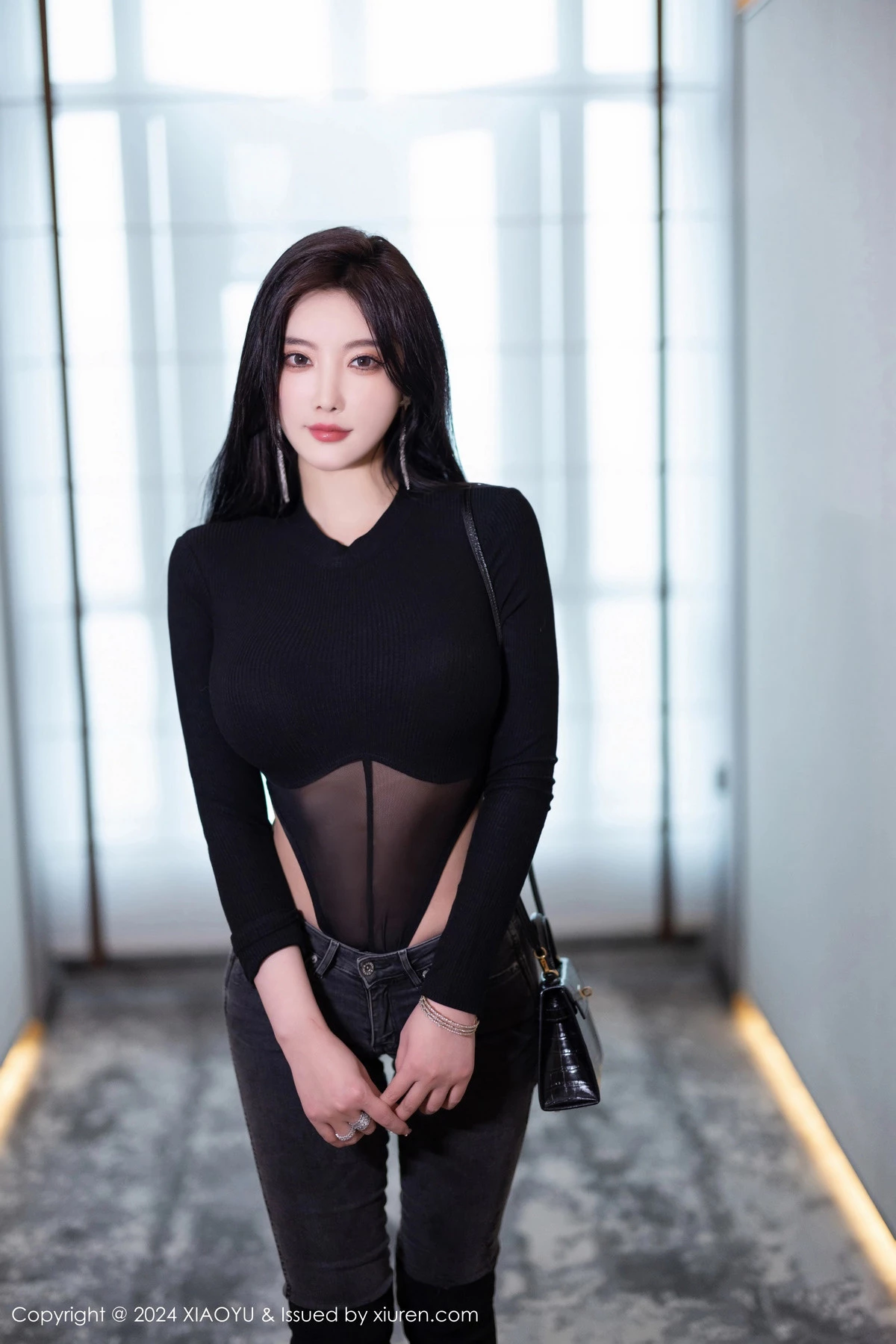 [XiaoYu画语界]第1243期杨晨晨写真  第2张-《94零社区》