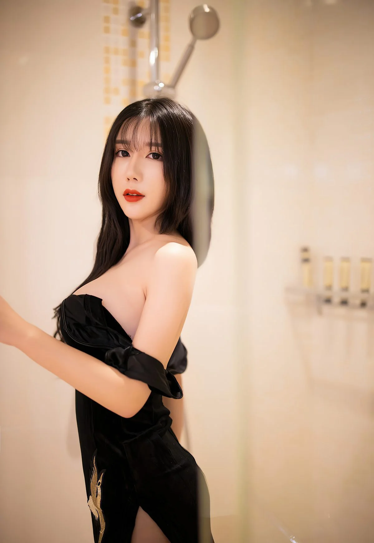 陈梦babe黑色丝袜极品丝袜无内高跟美腿风骚姿势  第30张-《94零社区》