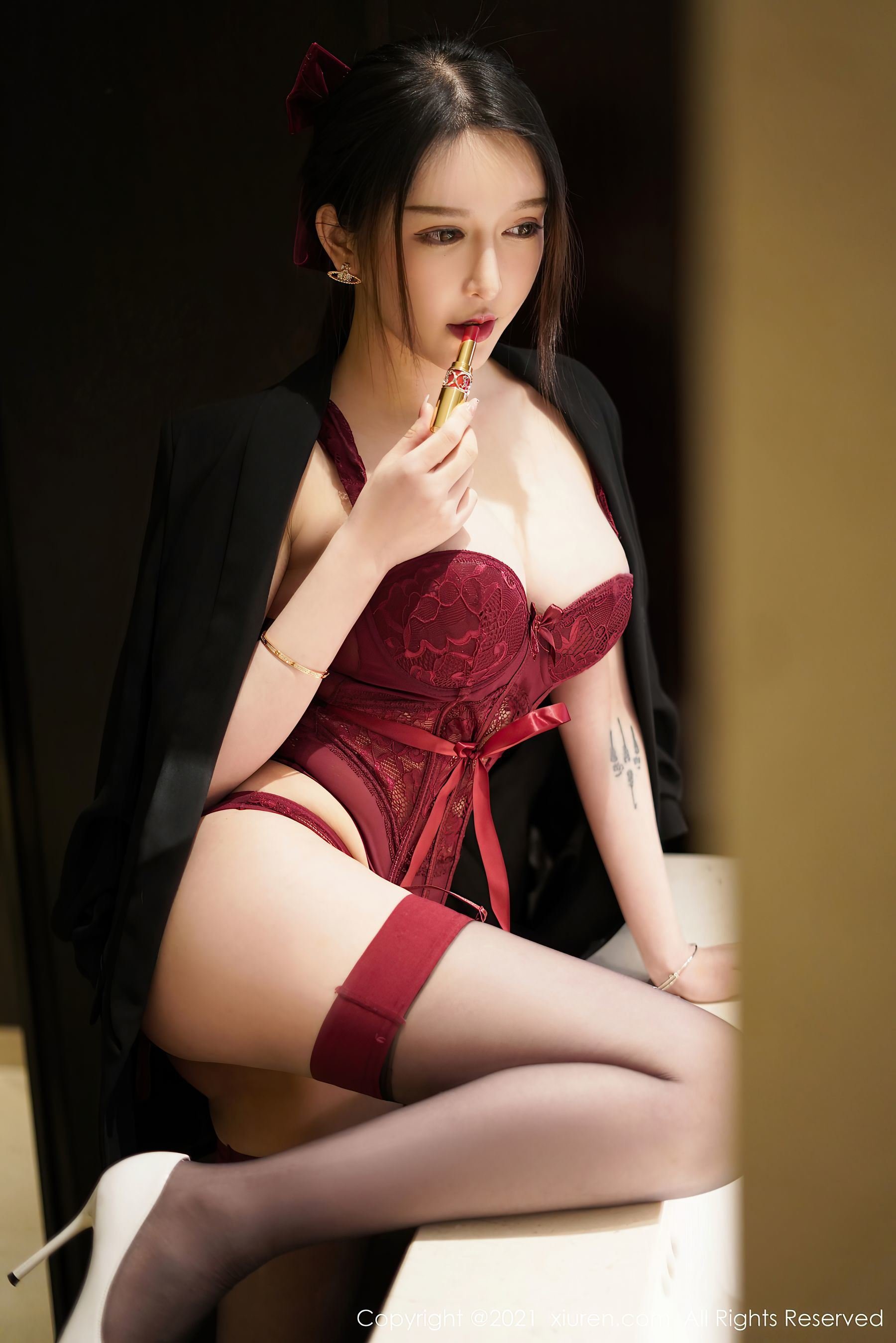 [秀人XIUREN] No.3204 玉兔miki  第41张-《94零社区》