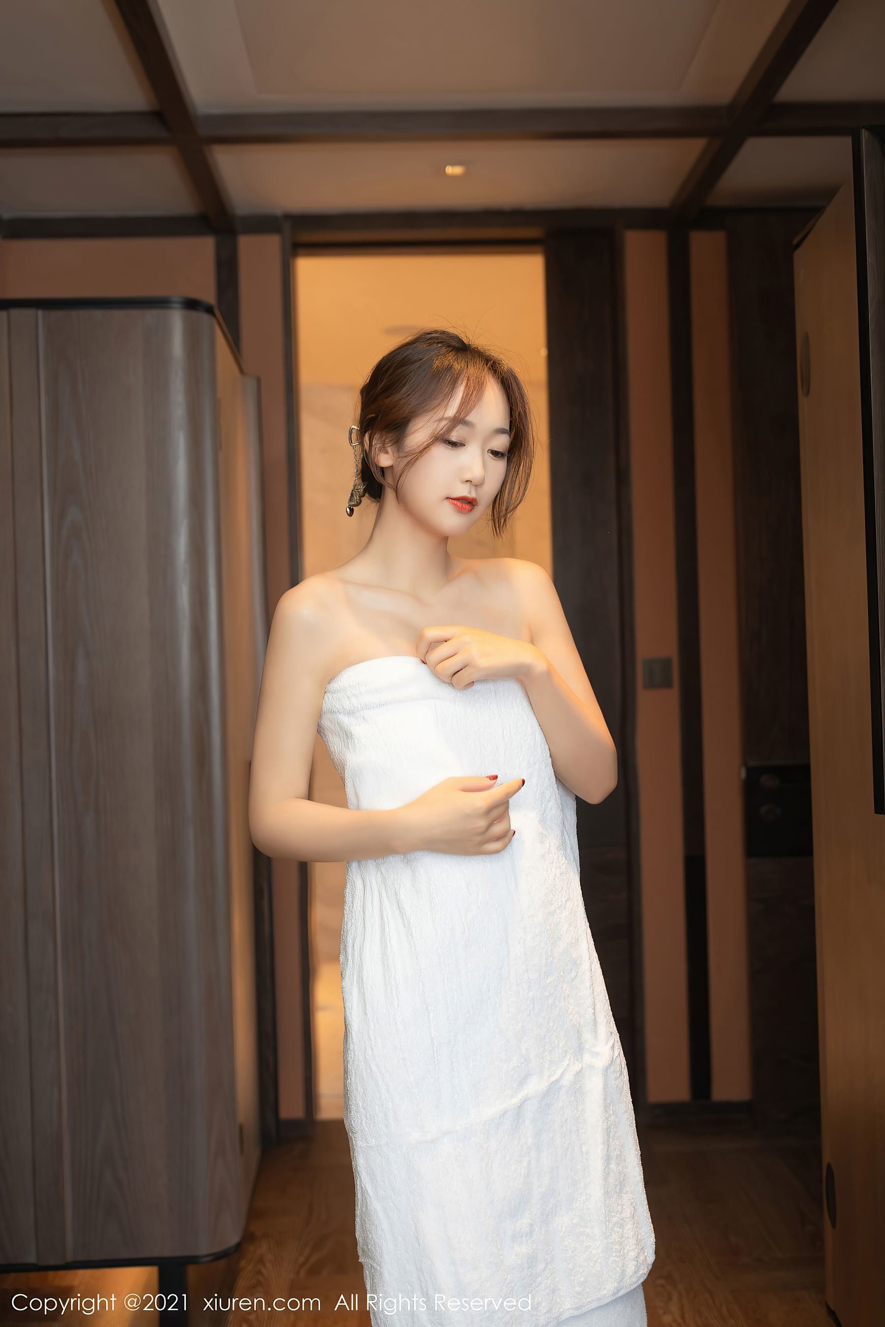 [秀人XIUREN] No.3017 唐安琪  第60张-《94零社区》