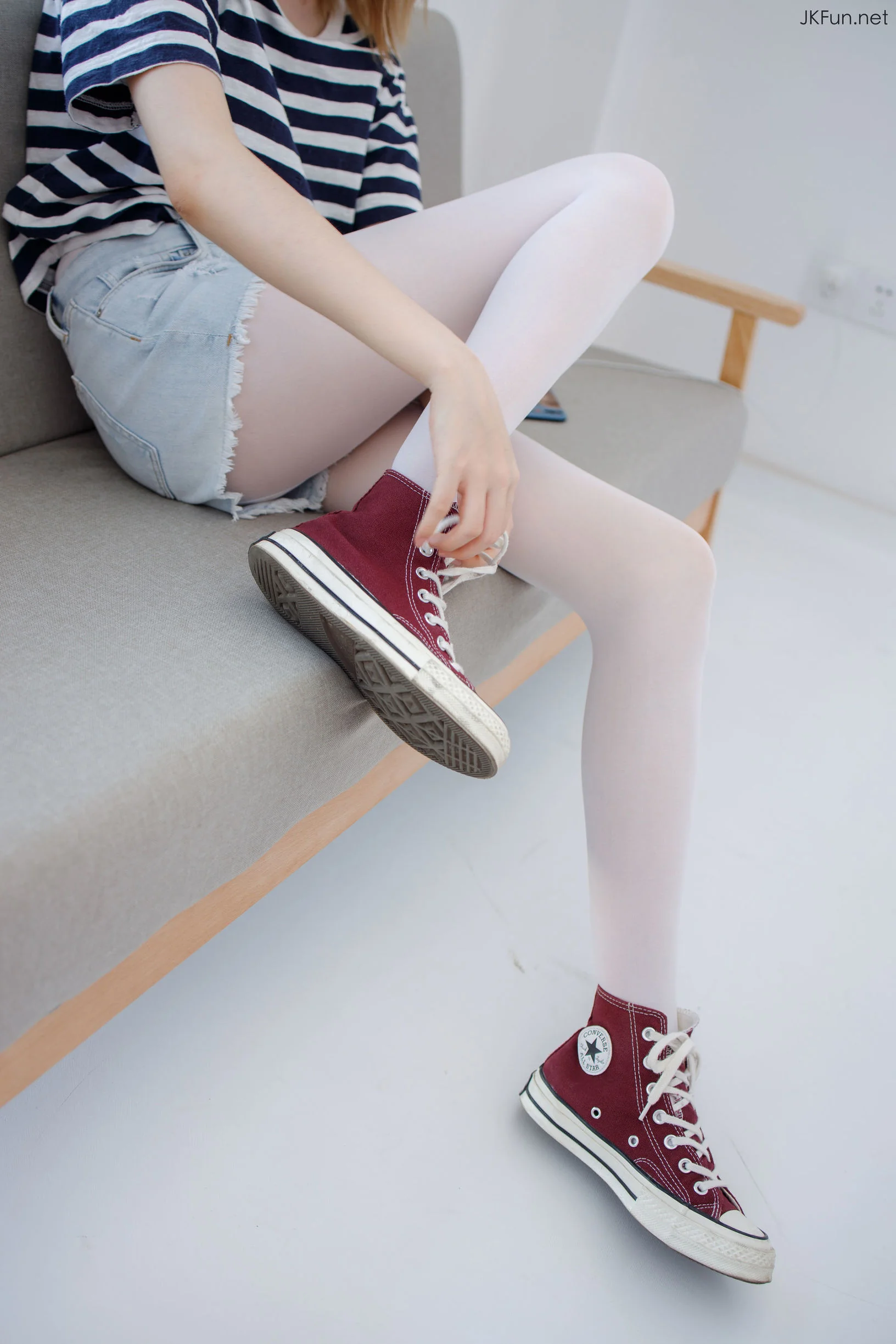 [森萝财团] JKFUN-020 Aika 80D白丝  第14张-《94零社区》
