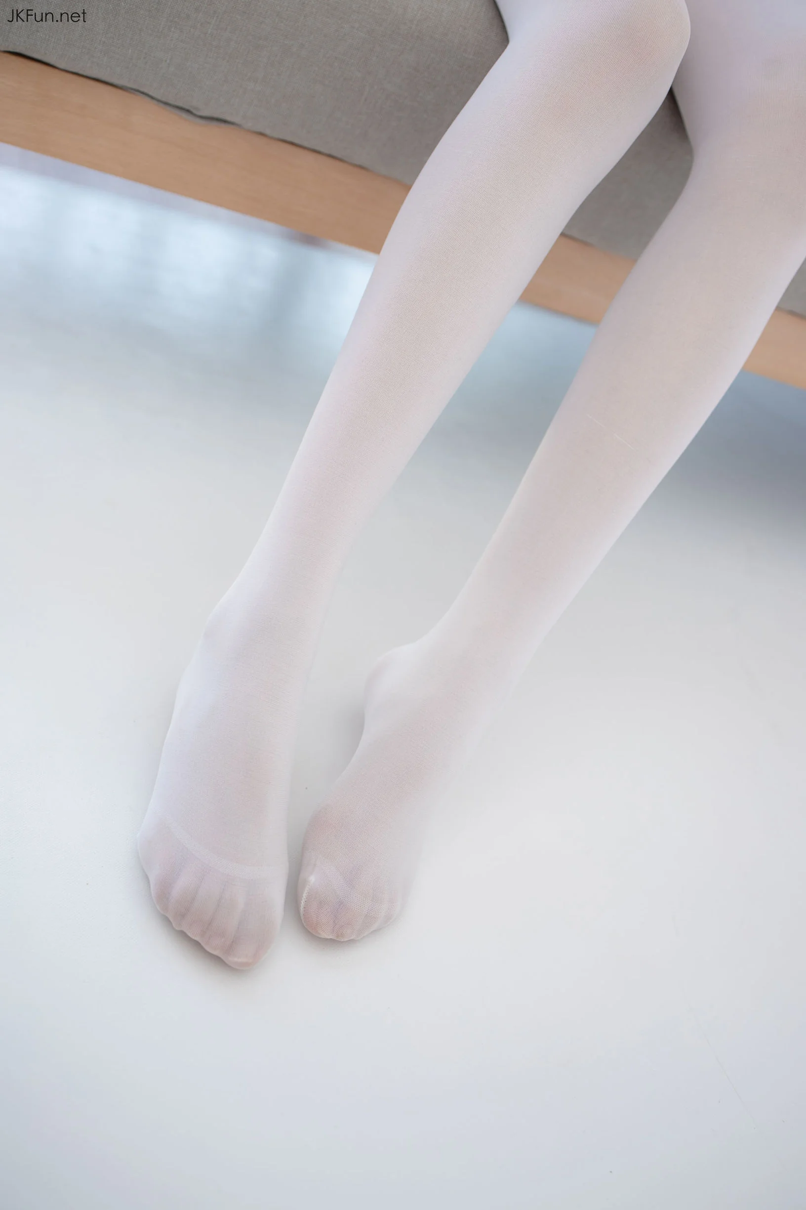 [森萝财团] JKFUN-020 Aika 80D白丝  第94张-《94零社区》