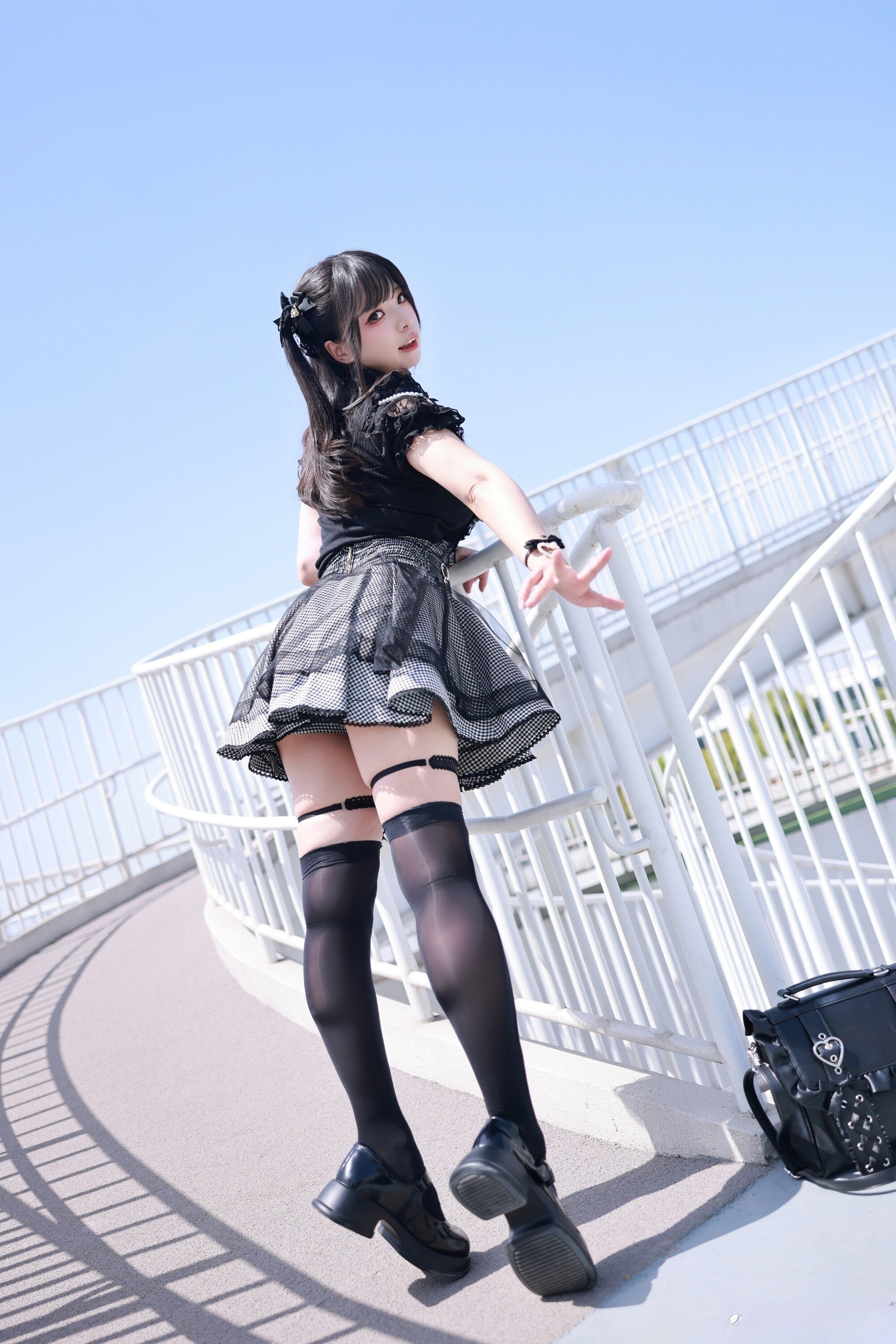 贤儿sherry - 地雷系女子51P  第1张-《94零社区》